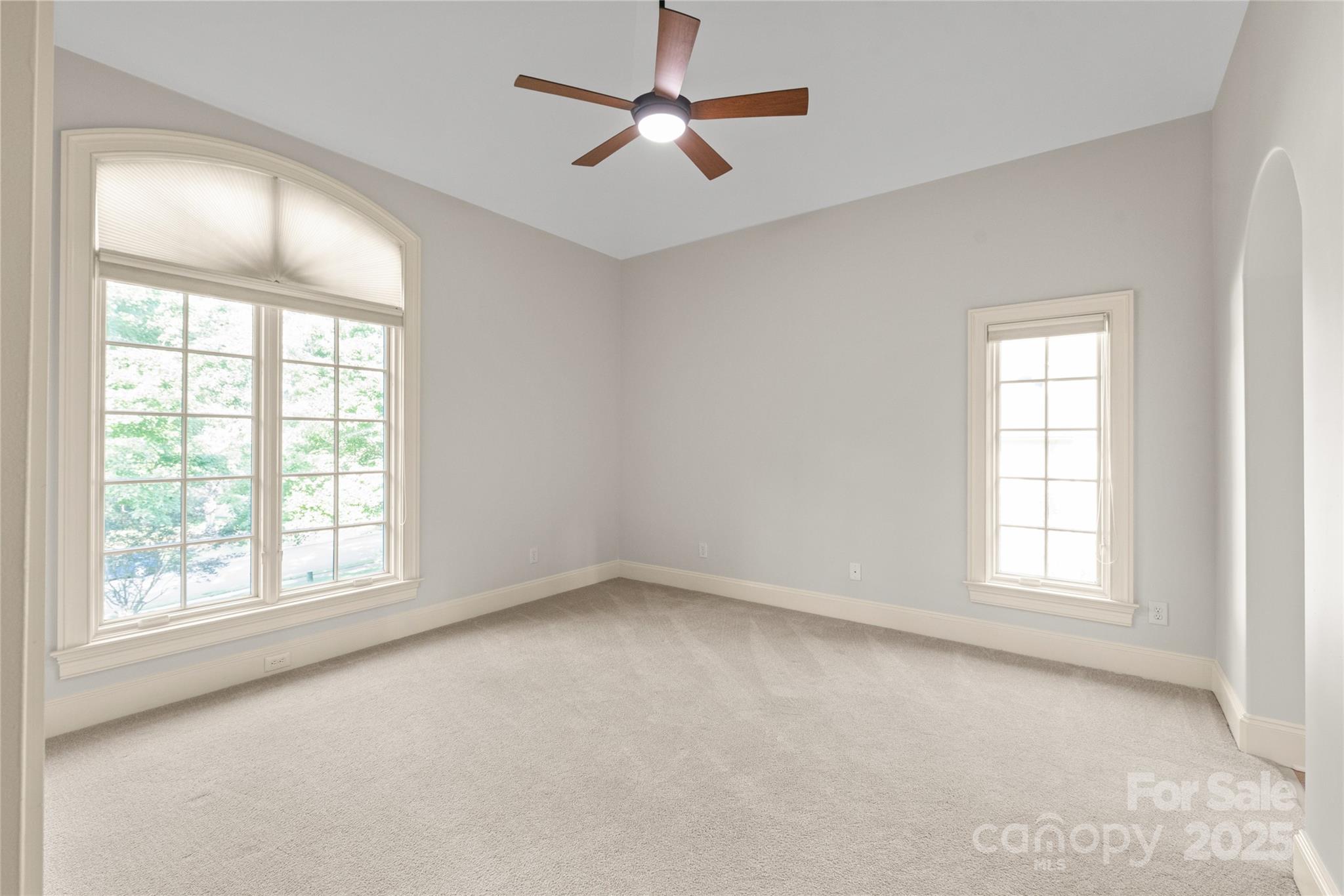 The Peninsula - Residential