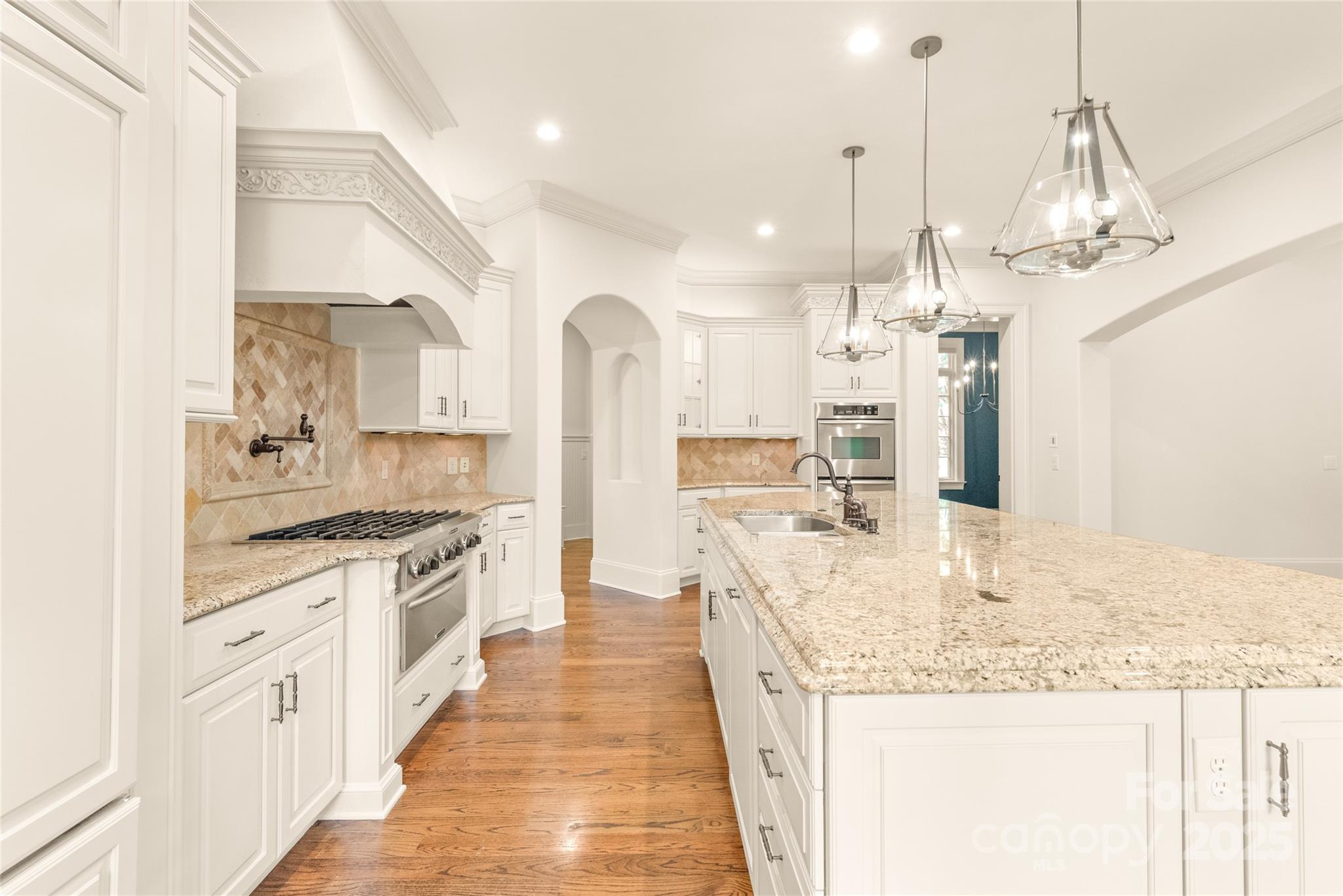 The Peninsula - Residential