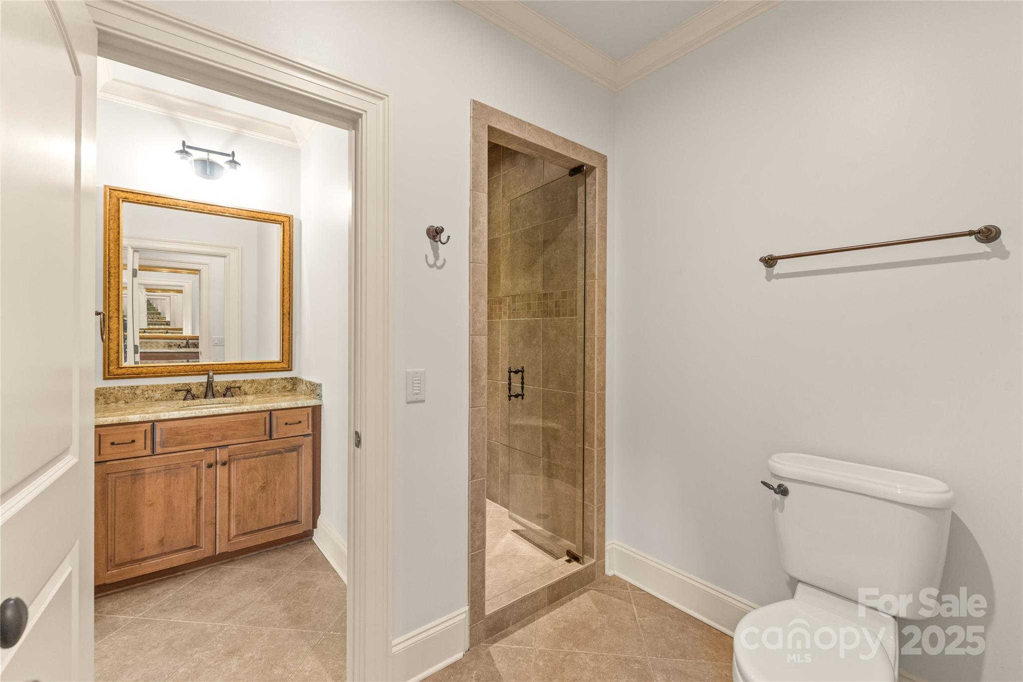 The Peninsula - Residential