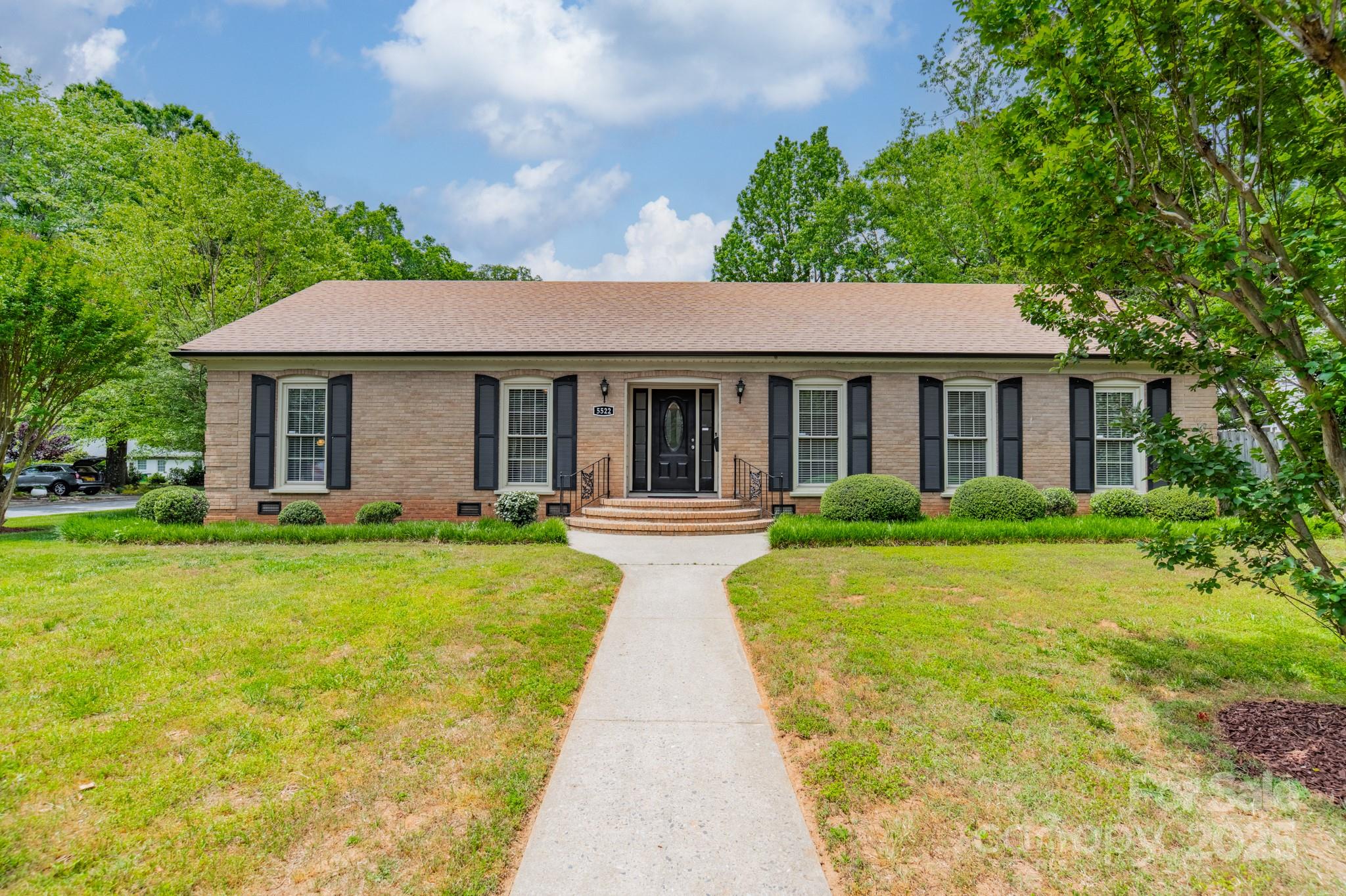 5522 Sharon Road