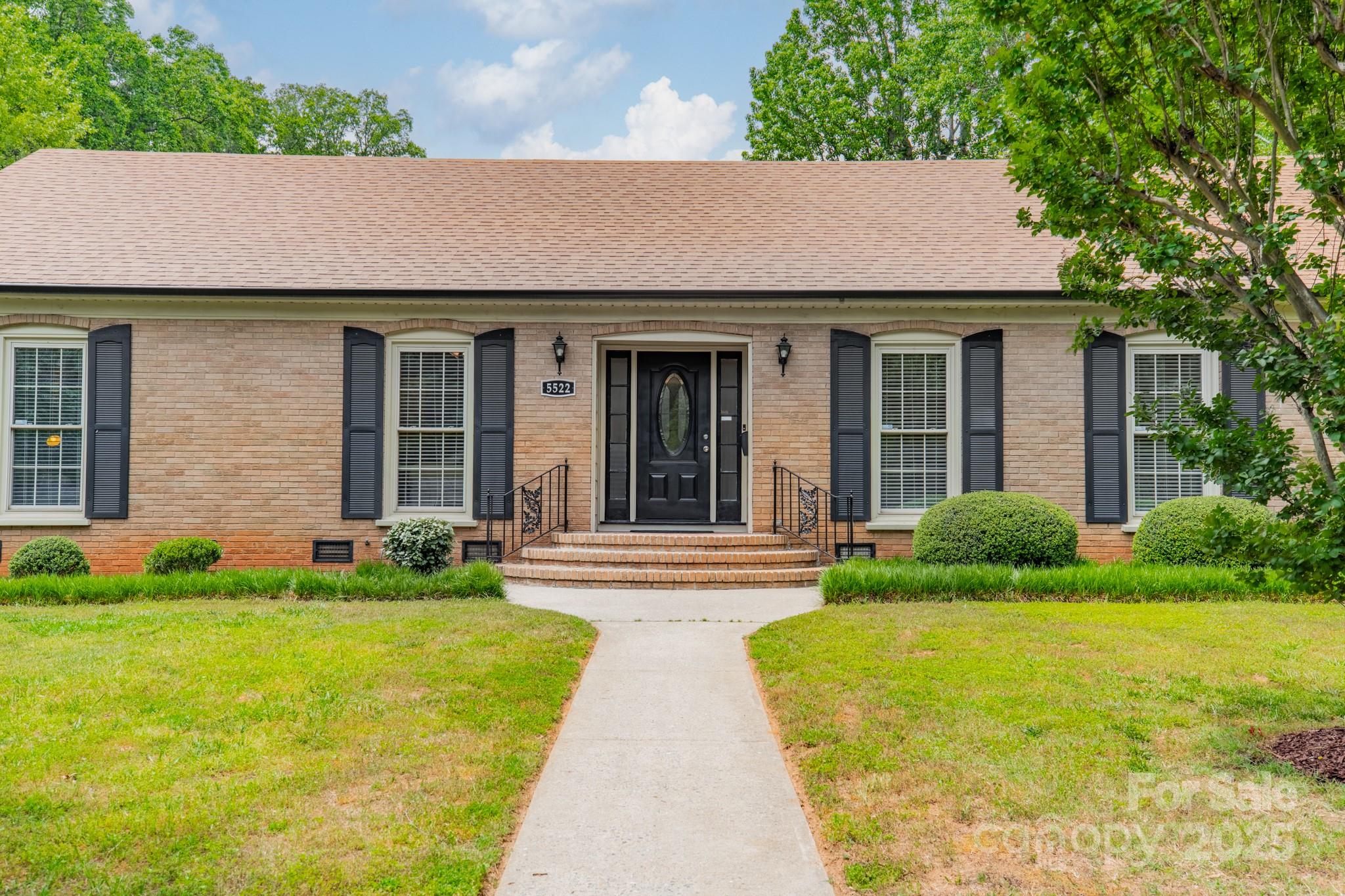 5522 Sharon Road