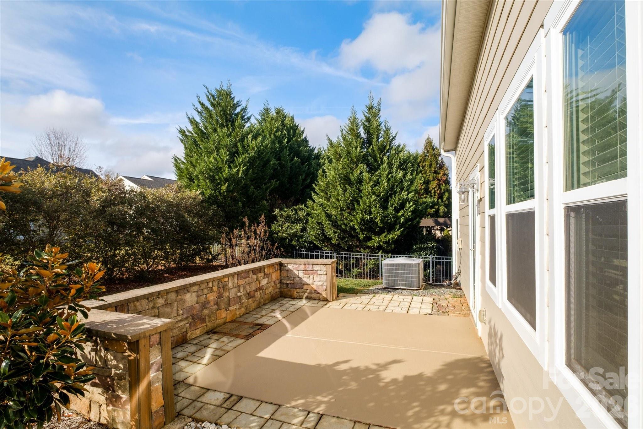 The Vineyards on Lake Wylie - Residential