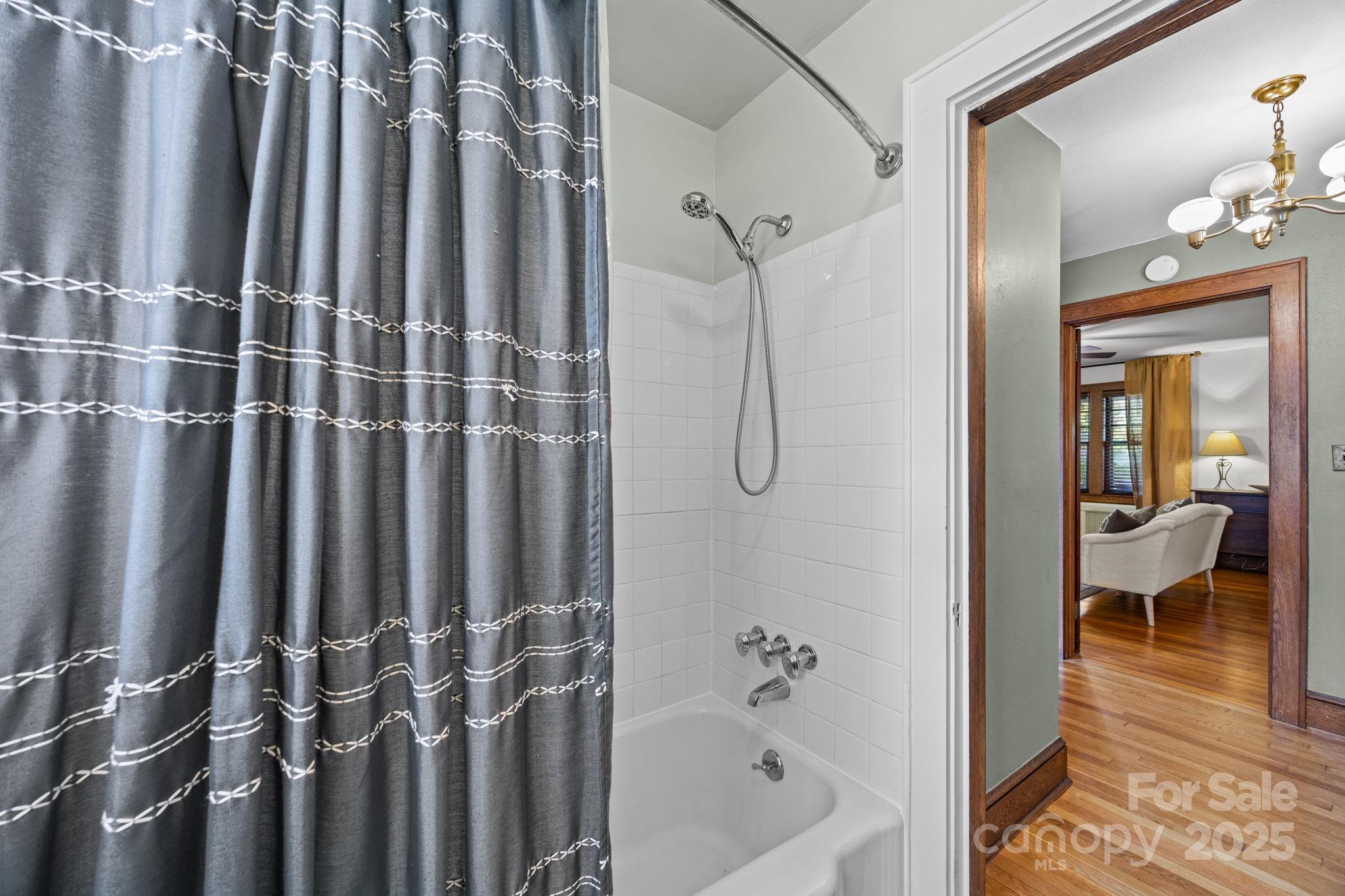 Oakley - Residential Income