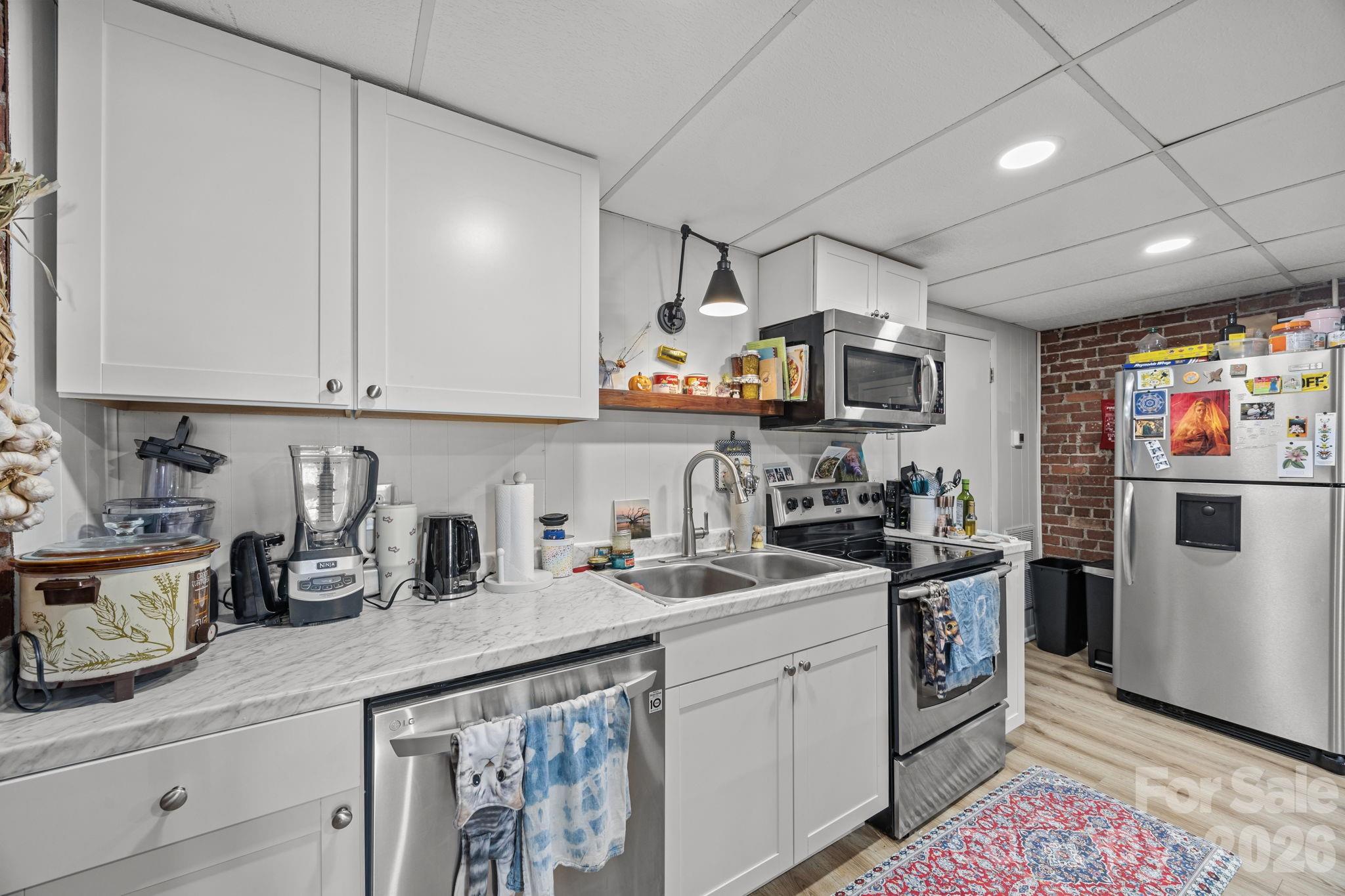 Oakley - Residential Income