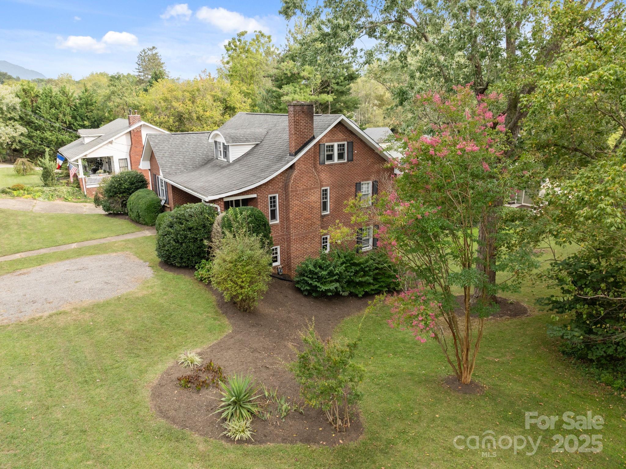 495 Fairview Road
