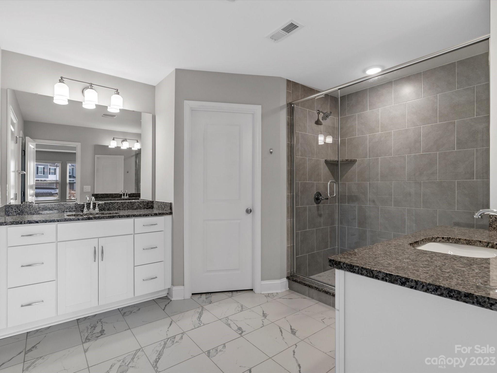 Paddlers Cove - Residential