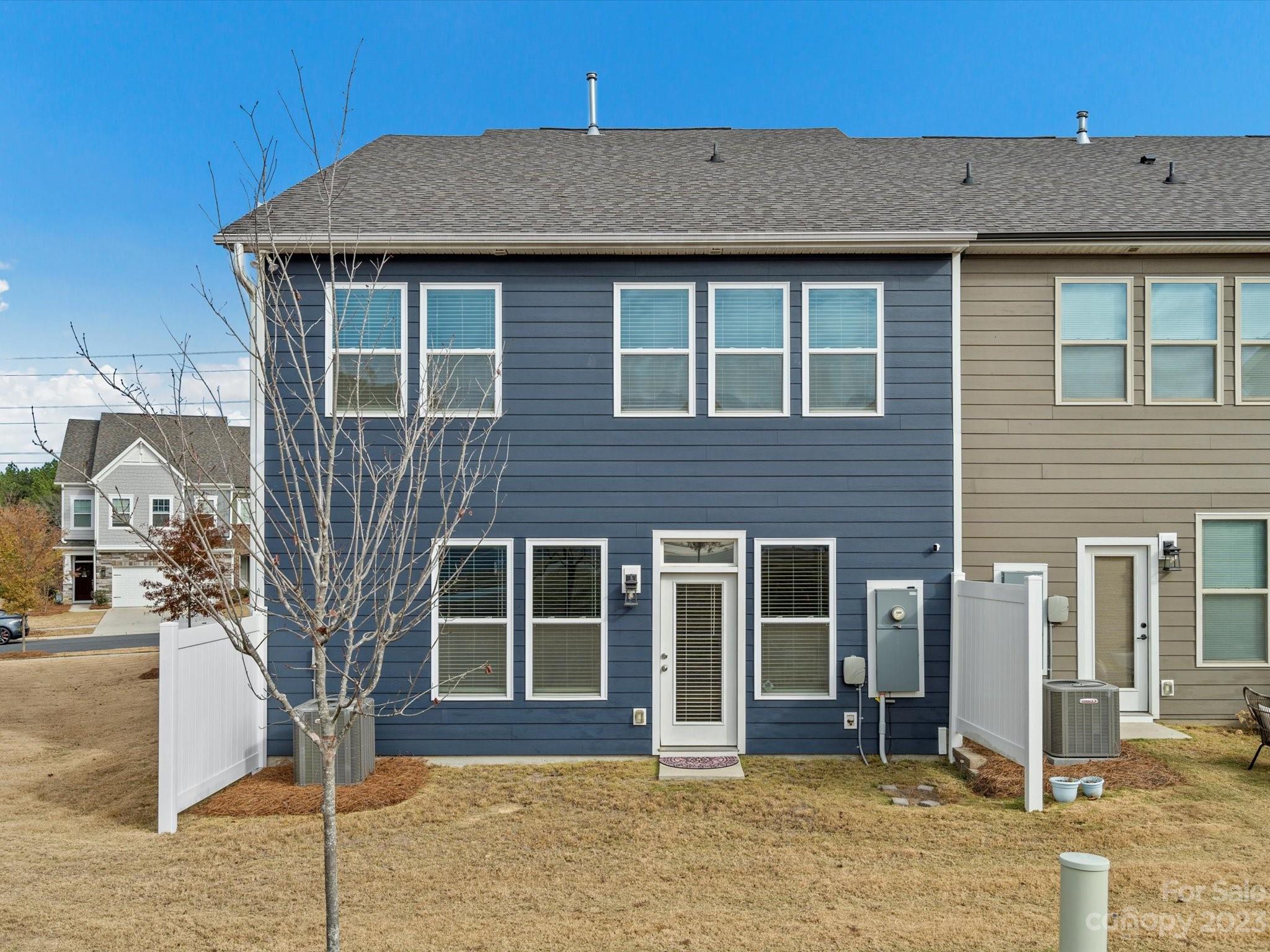 Paddlers Cove - Residential