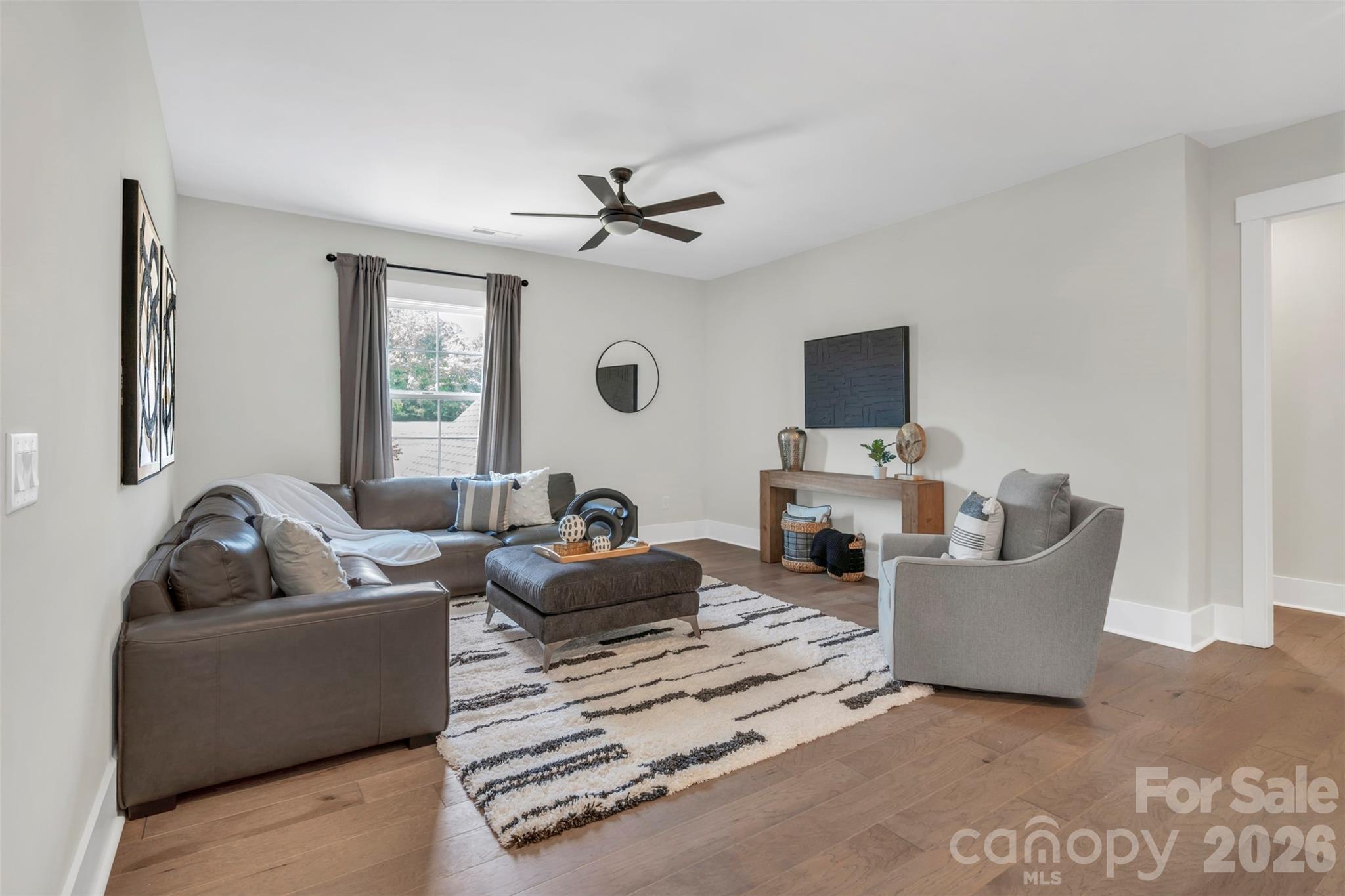 Cavesson - Residential