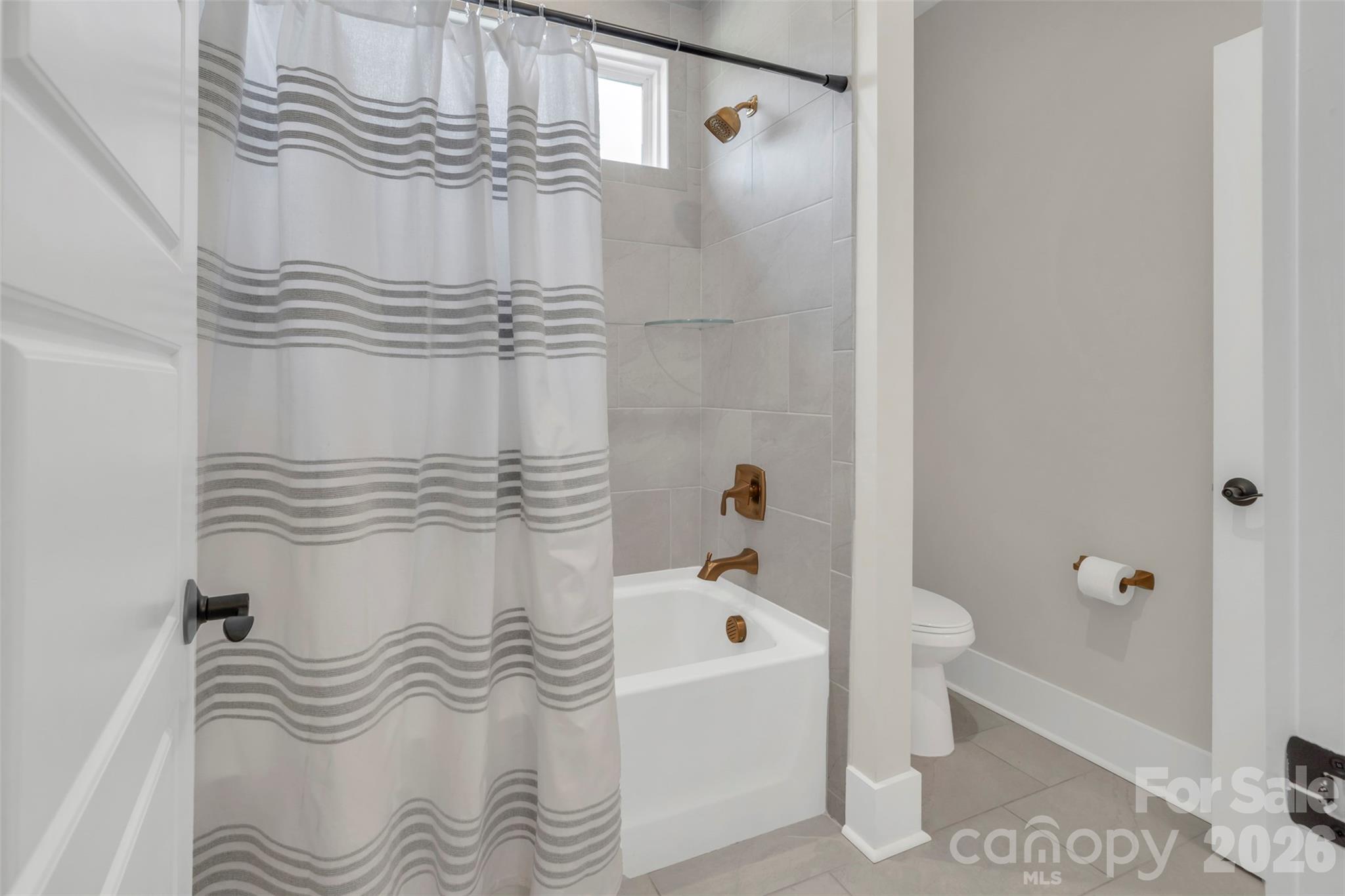 Cavesson - Residential