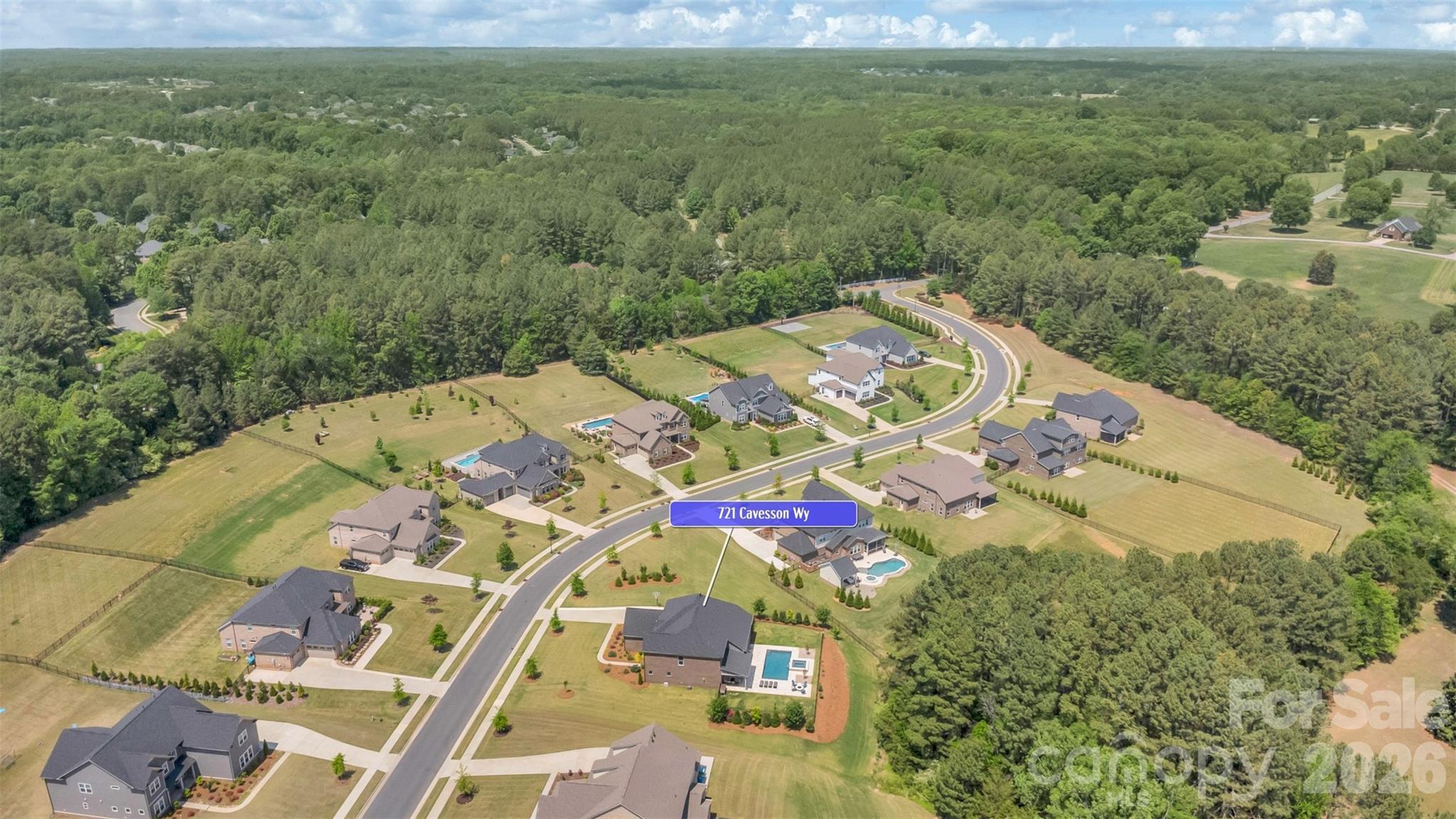 Cavesson - Residential