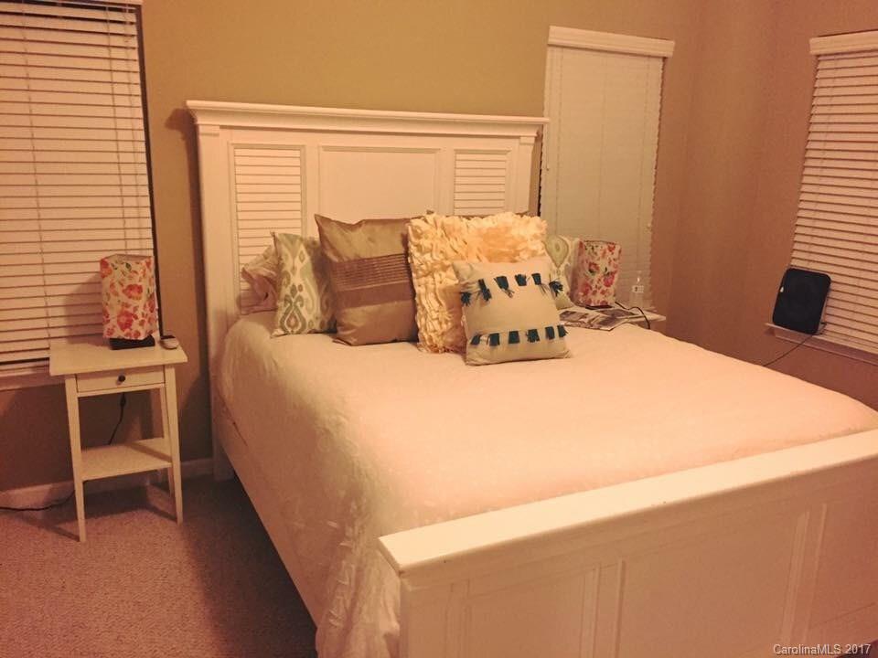 Oakhurst - Residential Lease