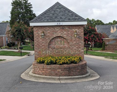 A home in Hickory