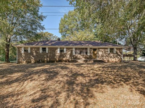 Photo of 341 Camp Creek Road, Iron Station, NC 28080 (MLS # 4315202)