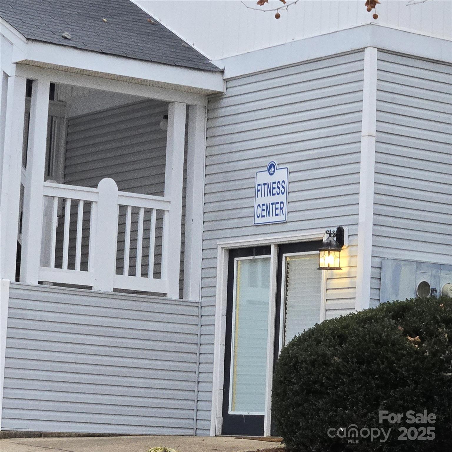 14 Hamiltons Bay Court 528