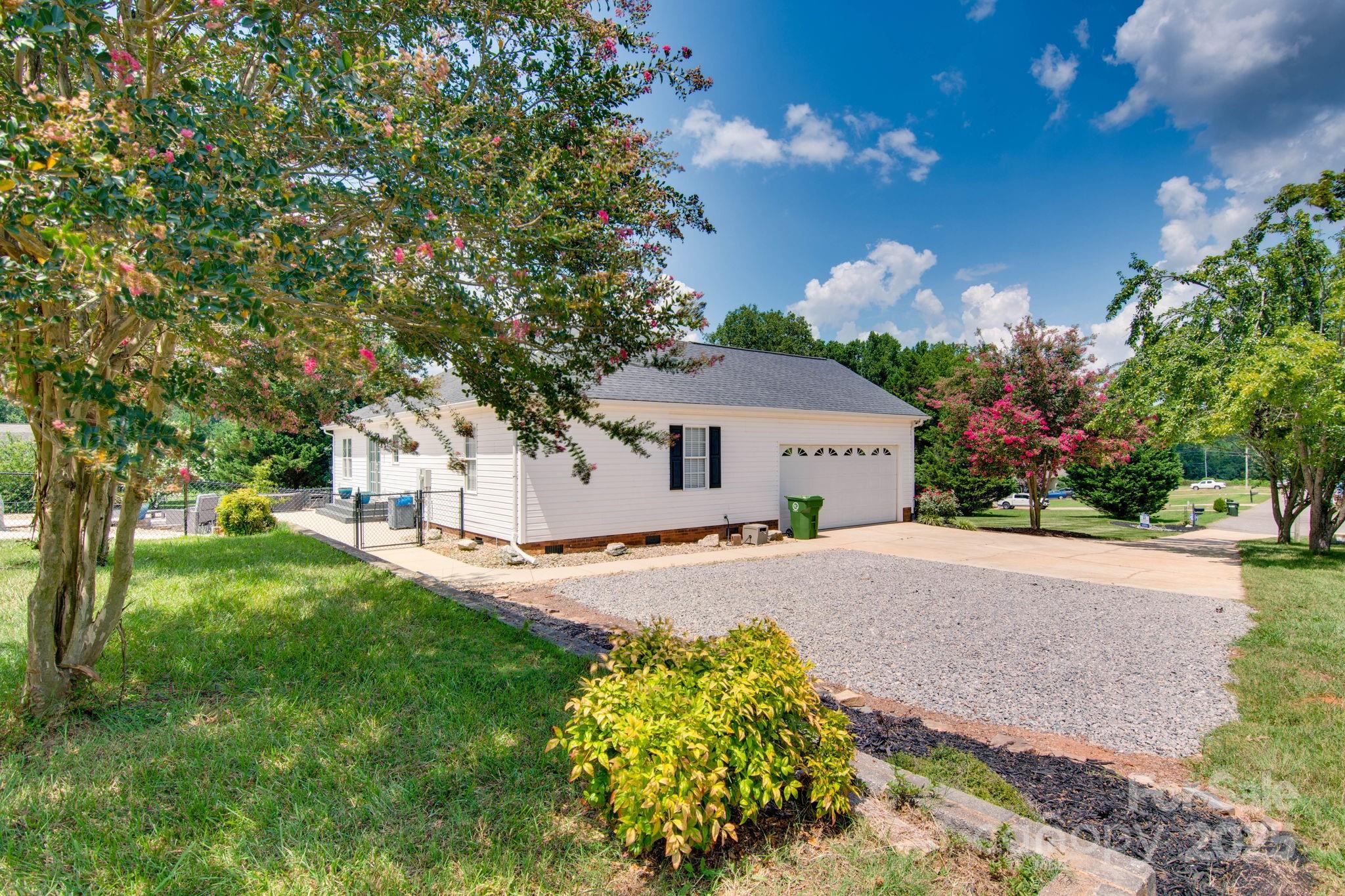 1526 Lauren Alexis Court
