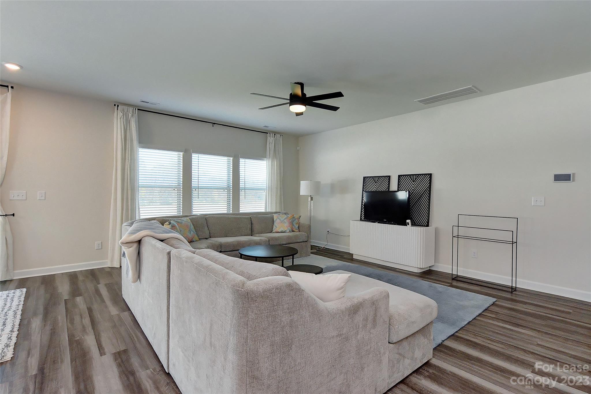 Kellswater Bridge - Residential Lease