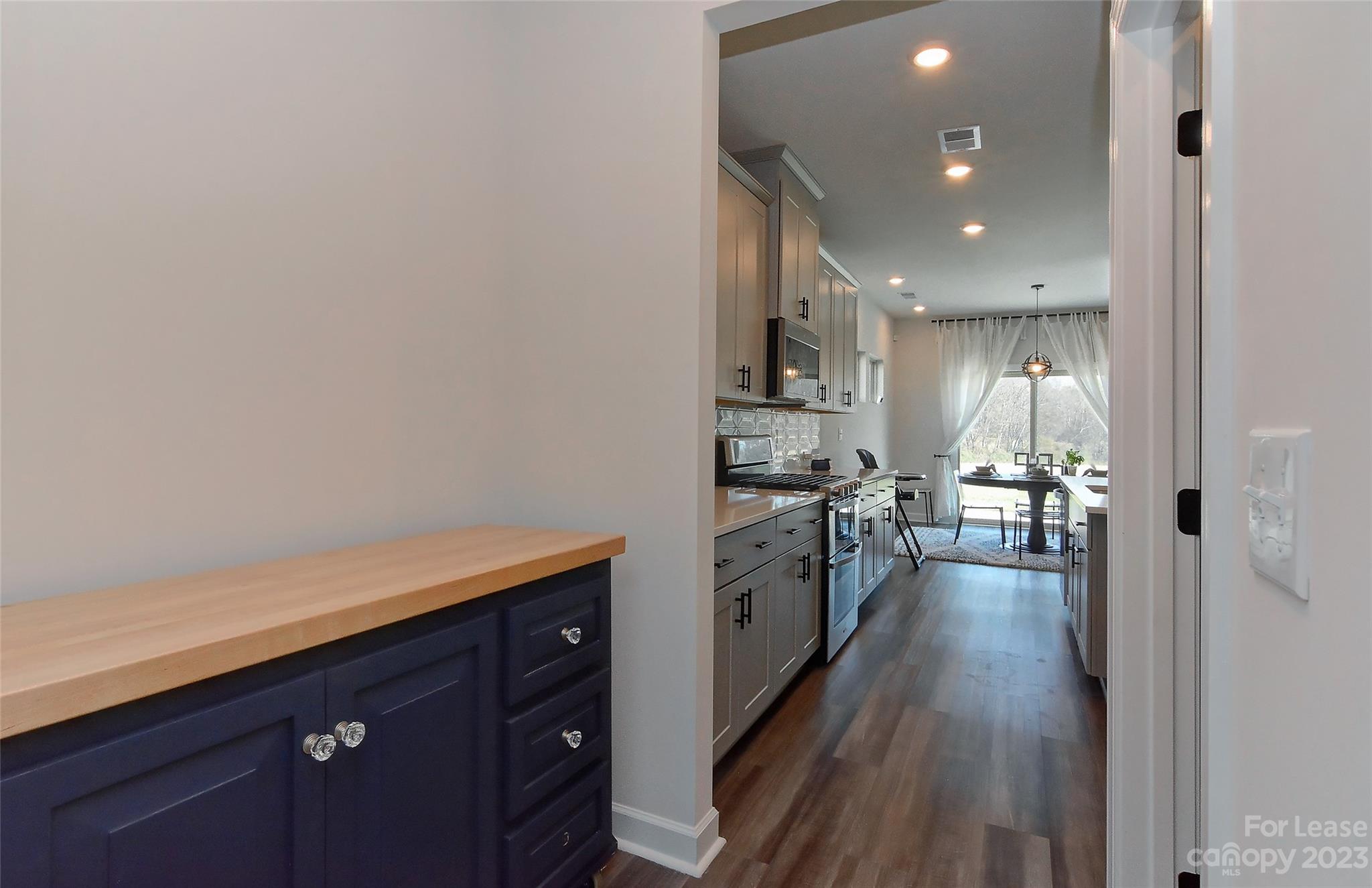 Kellswater Bridge - Residential Lease