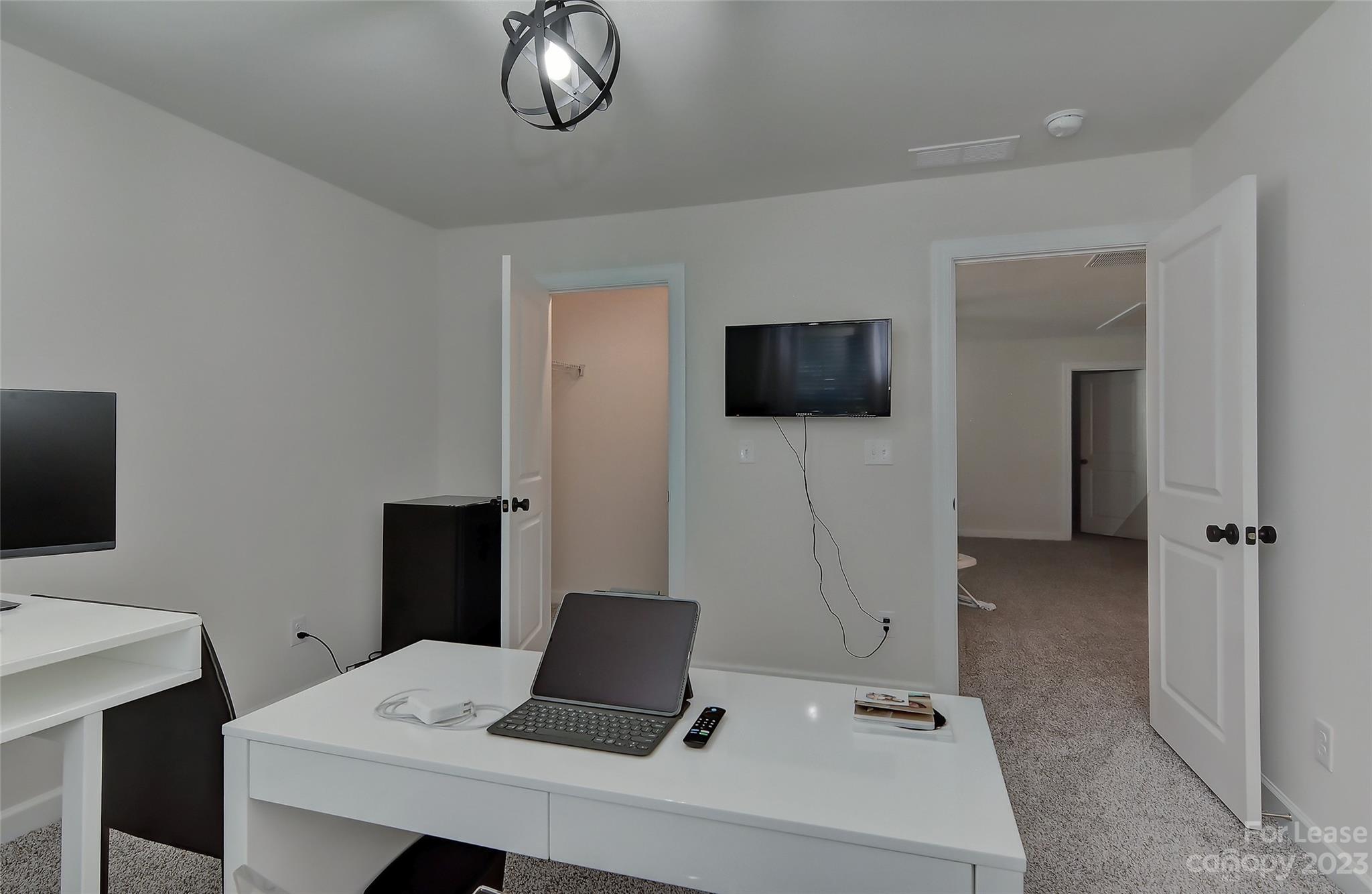 Kellswater Bridge - Residential Lease