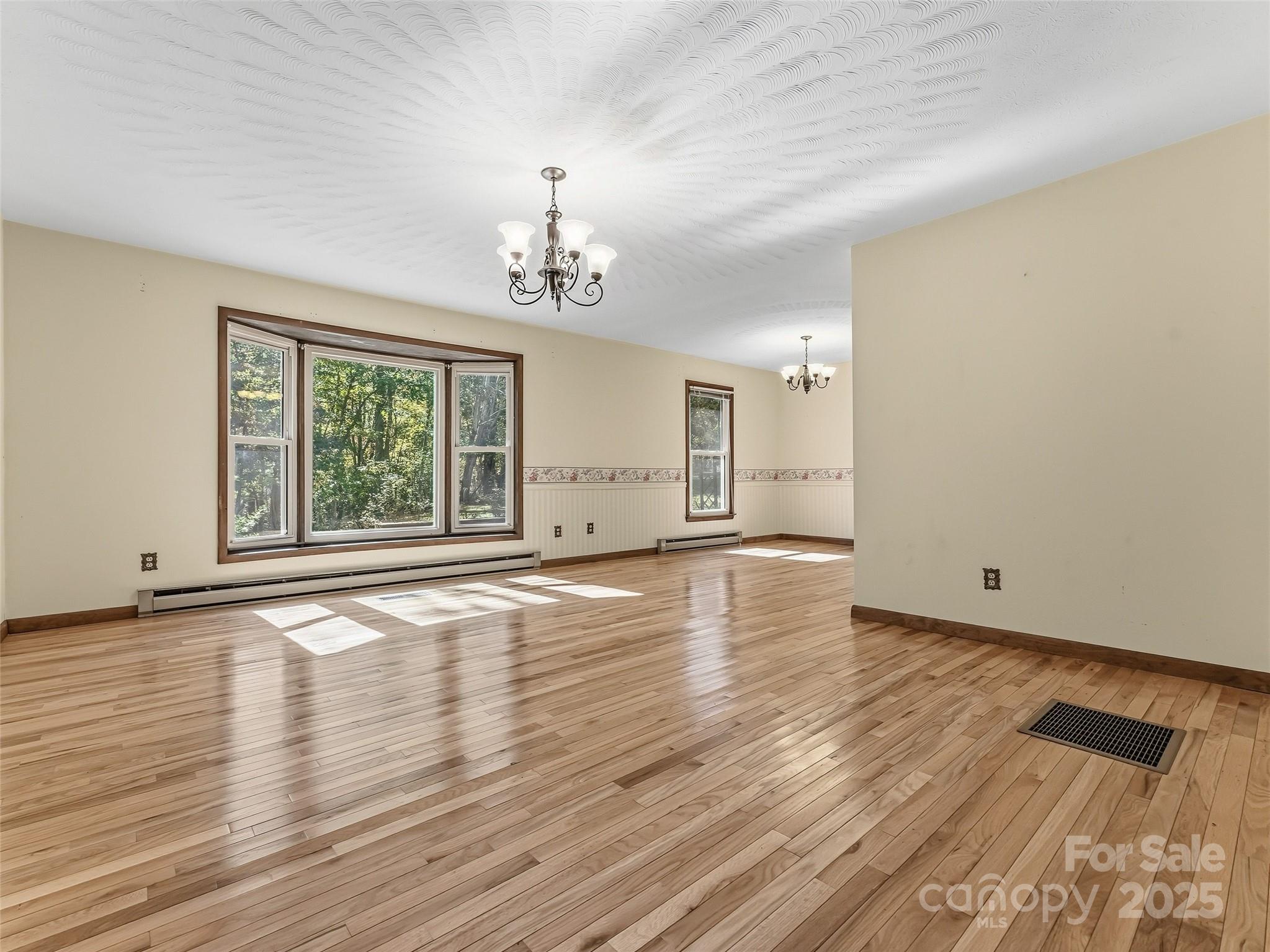 1015 Pisgah Highway