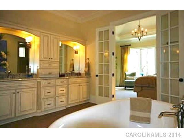 Pointe Regatta - Residential