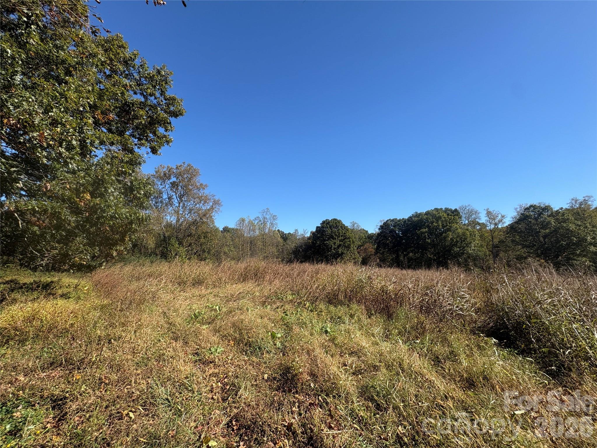 16 ac Warren Bridge Road