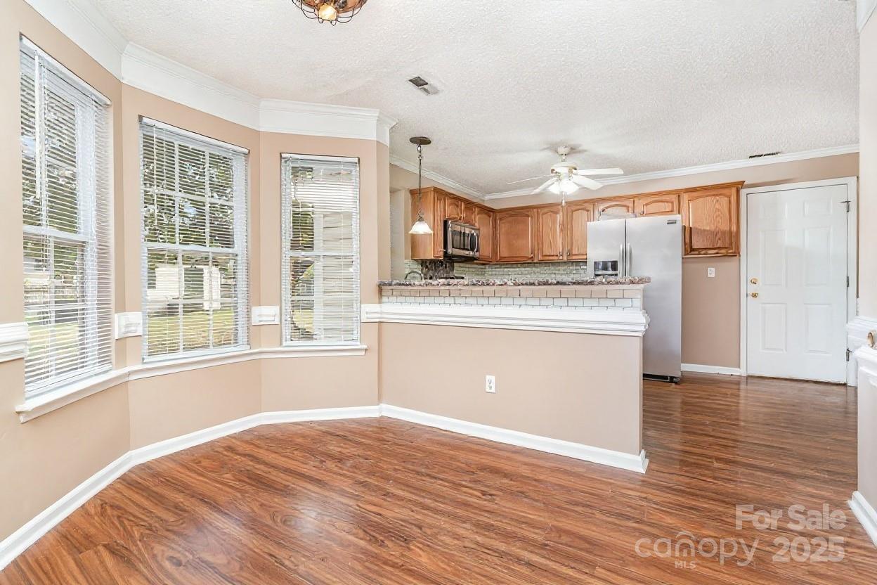 2218 Tree Ridge Road