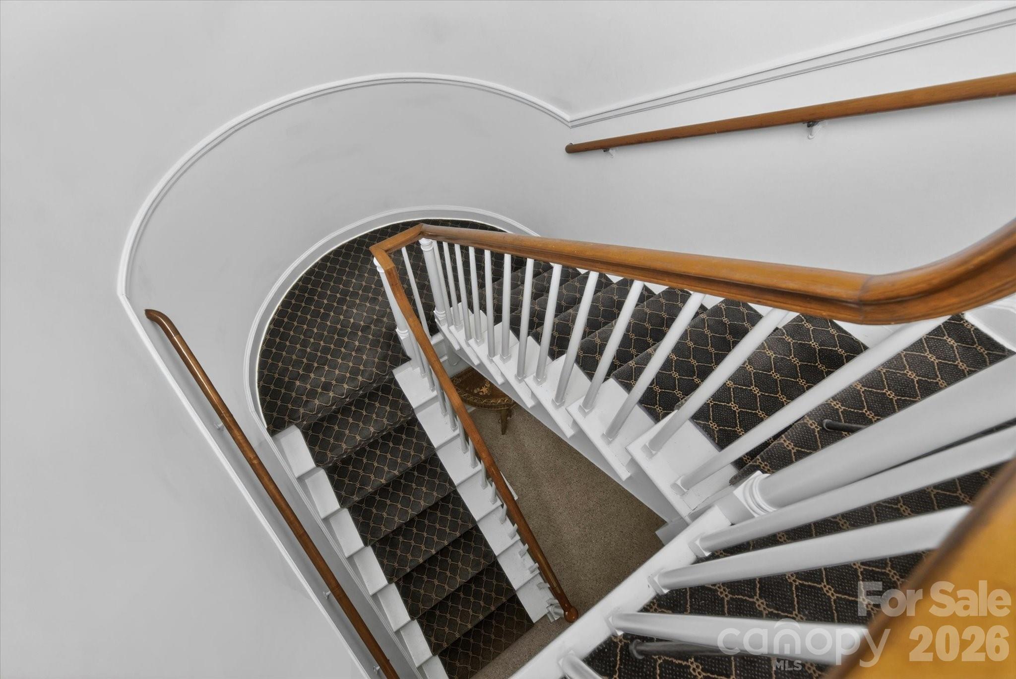 1035 Queens Road 8