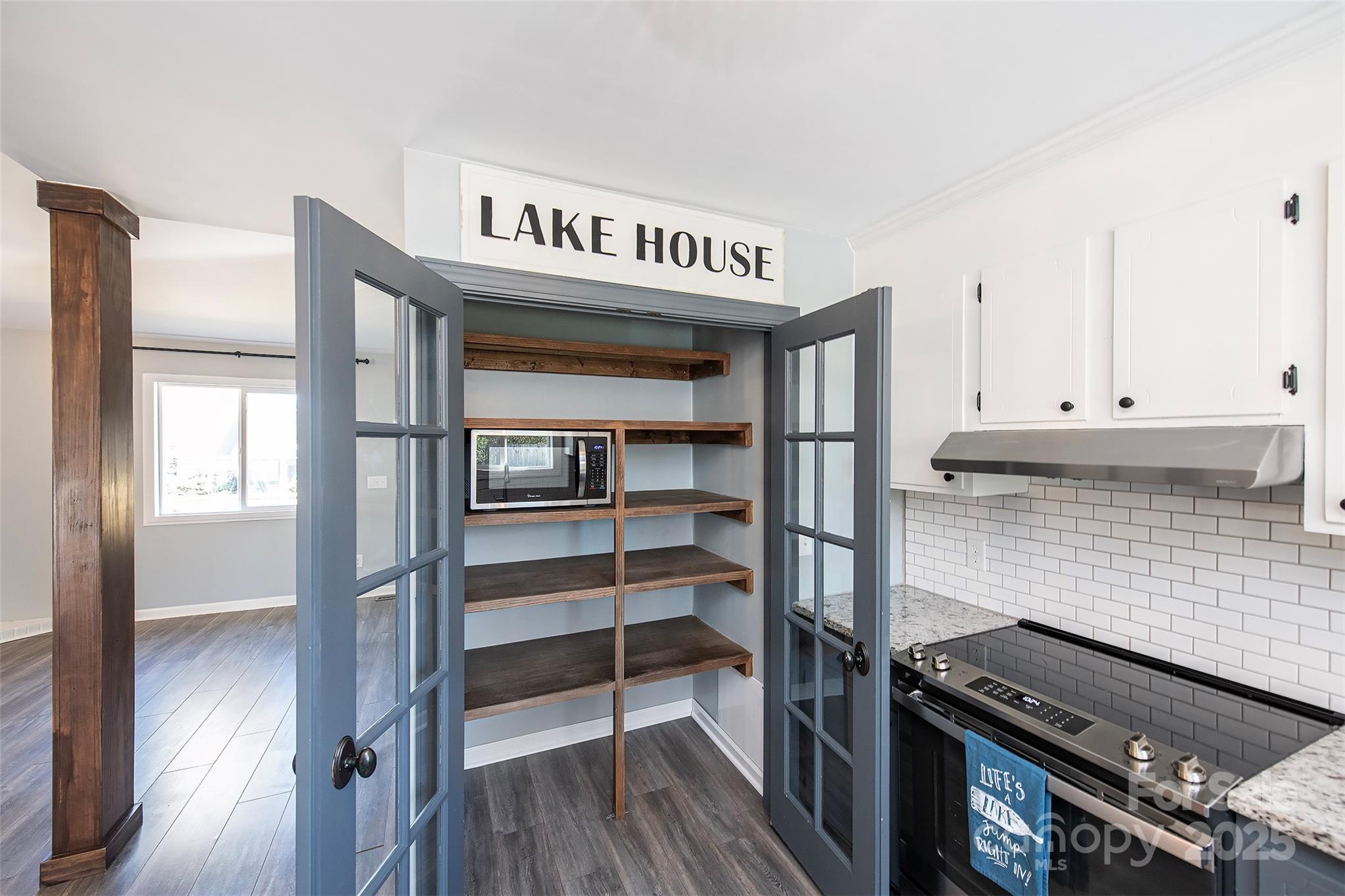 Bahia Bay - Residential