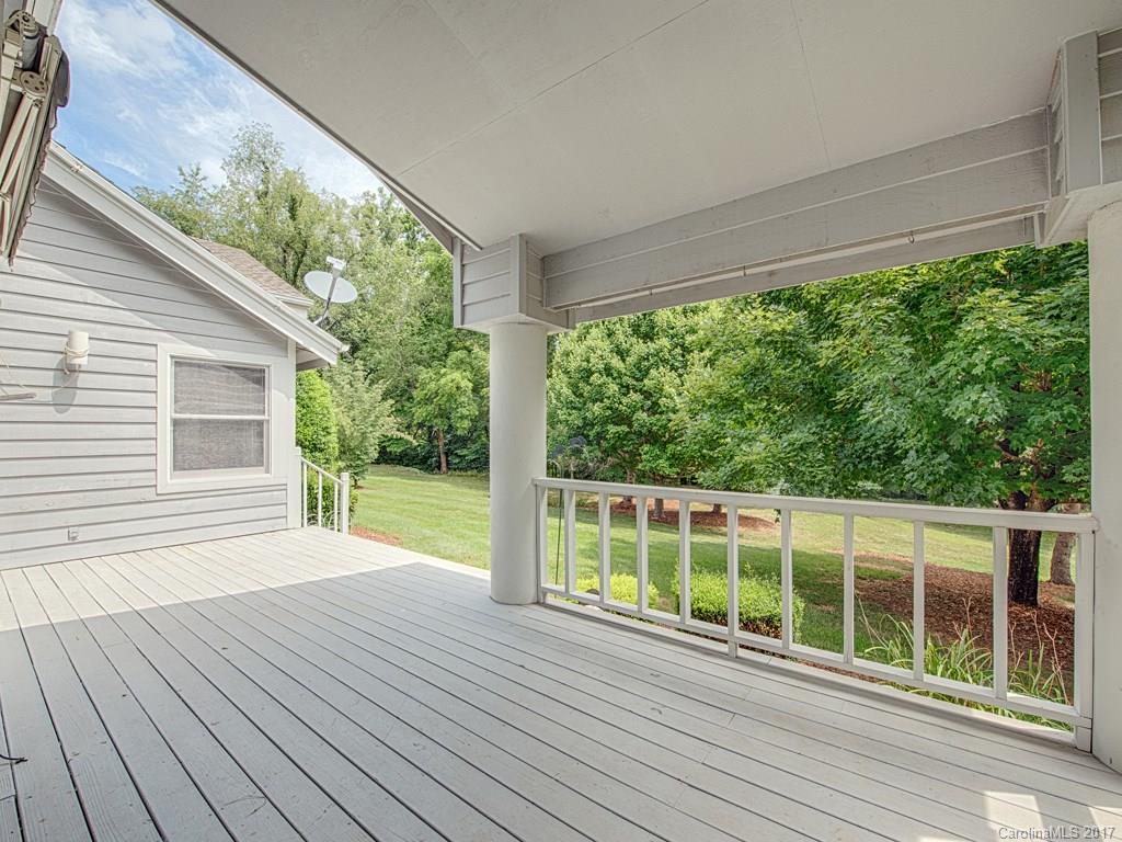 The Meadows At Laurel Ridge - Residential