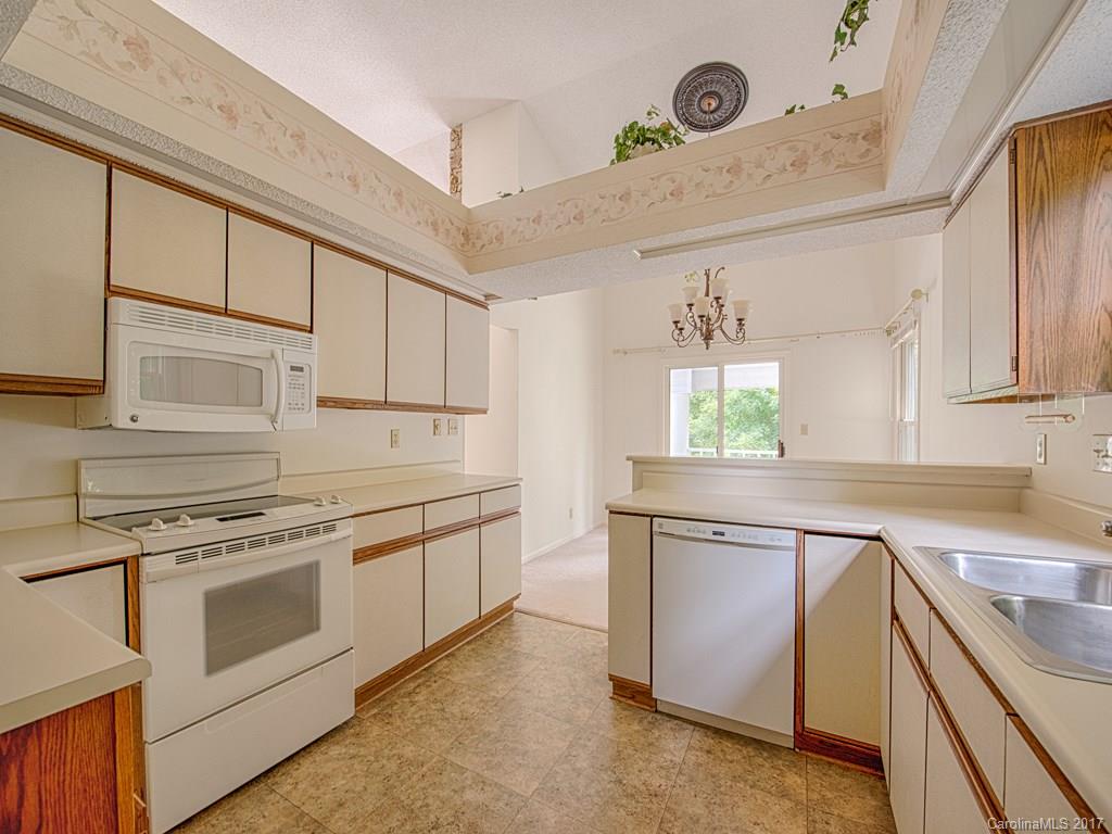 The Meadows At Laurel Ridge - Residential