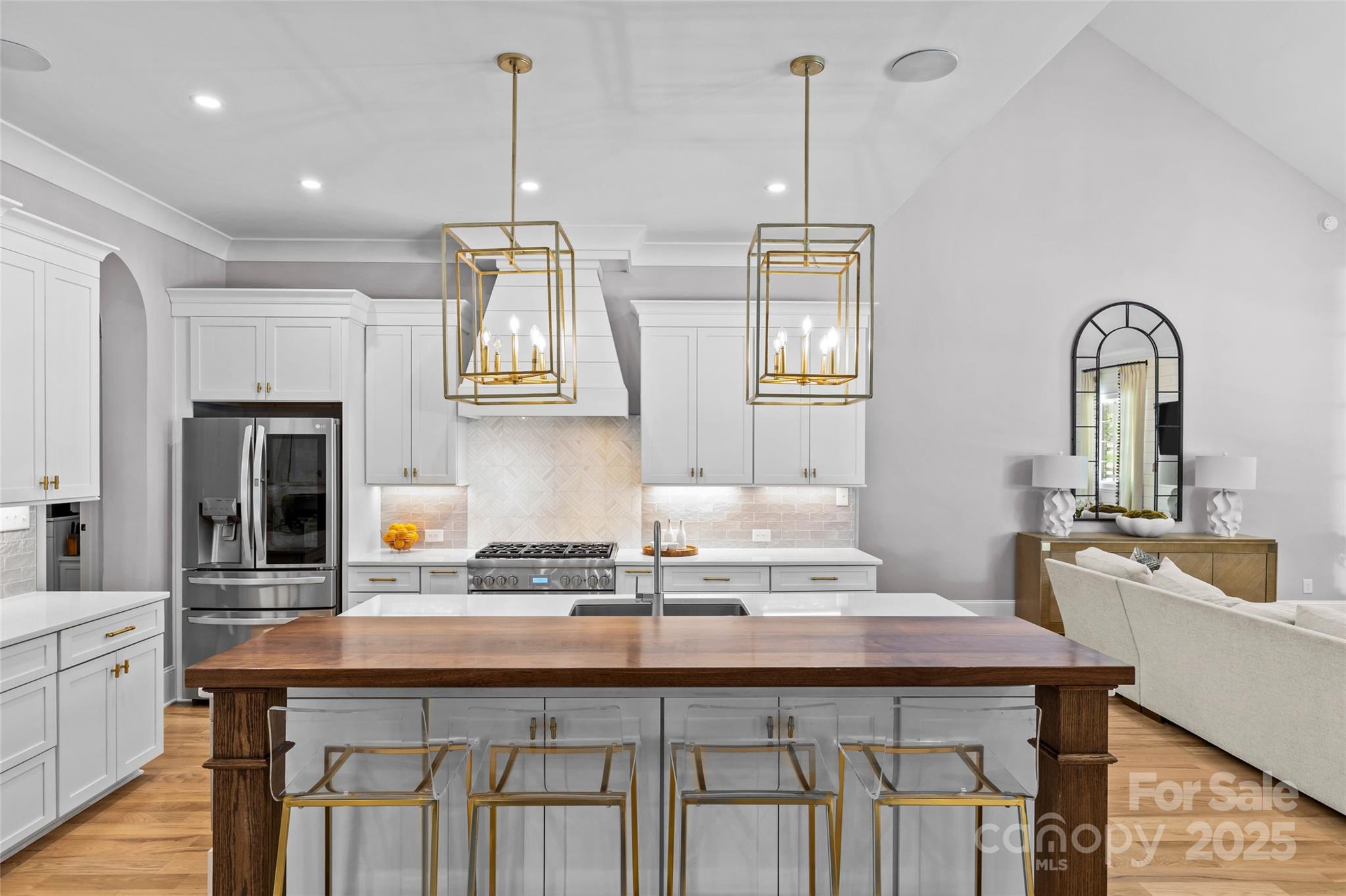 Mammoth Oaks - Residential