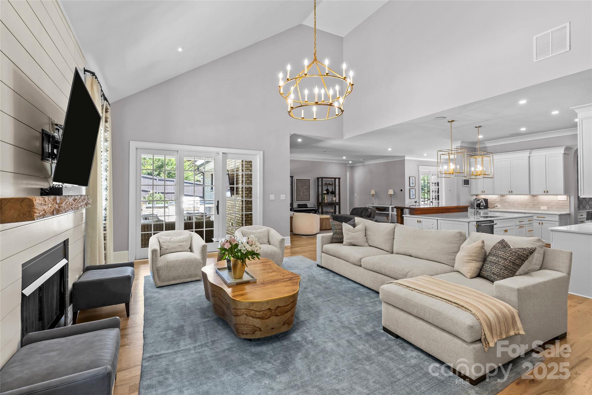 Mammoth Oaks - Residential