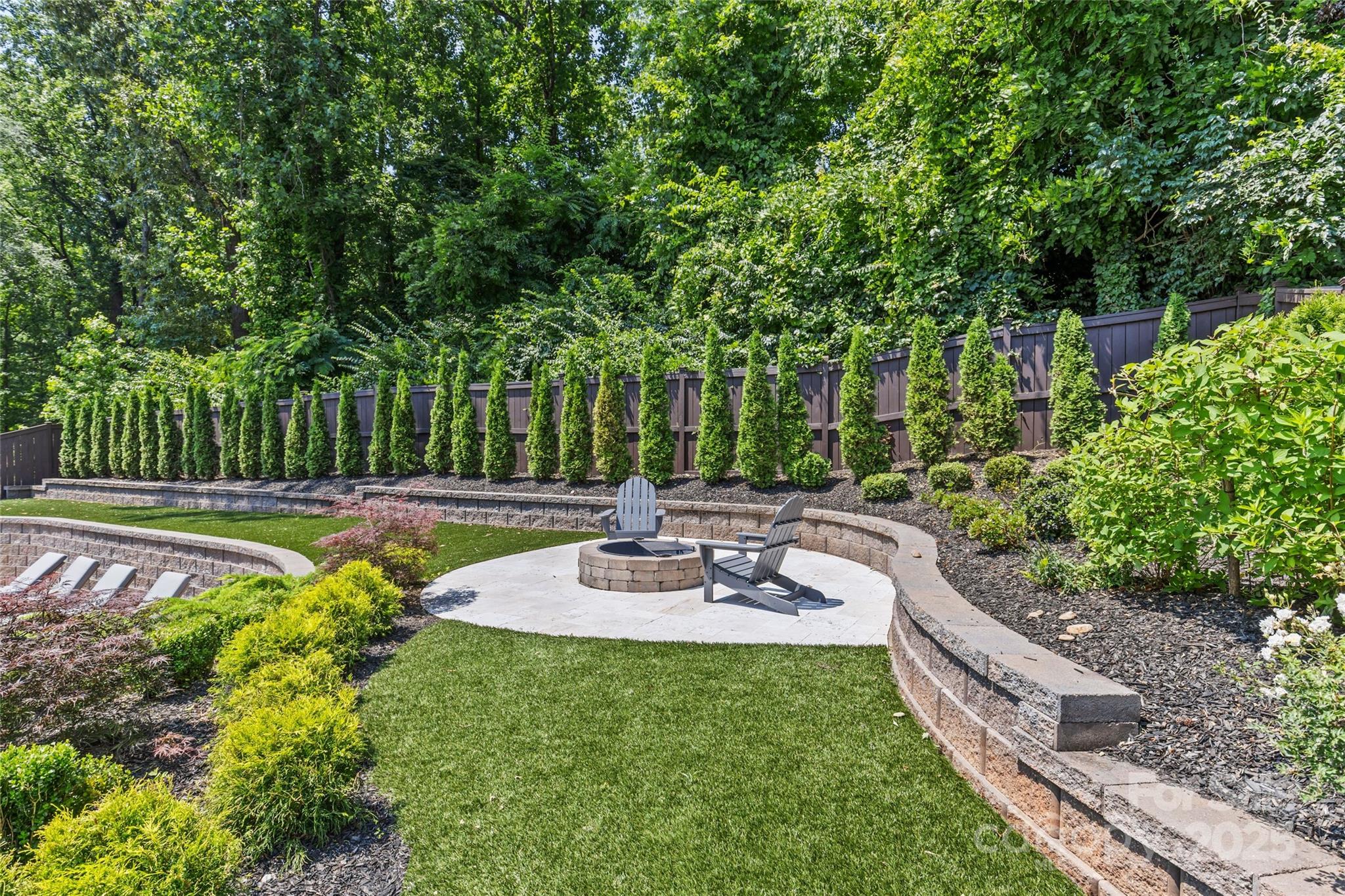 Mammoth Oaks - Residential