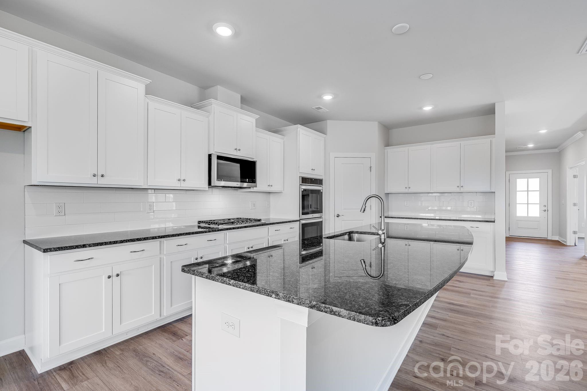 Roselyn - Residential