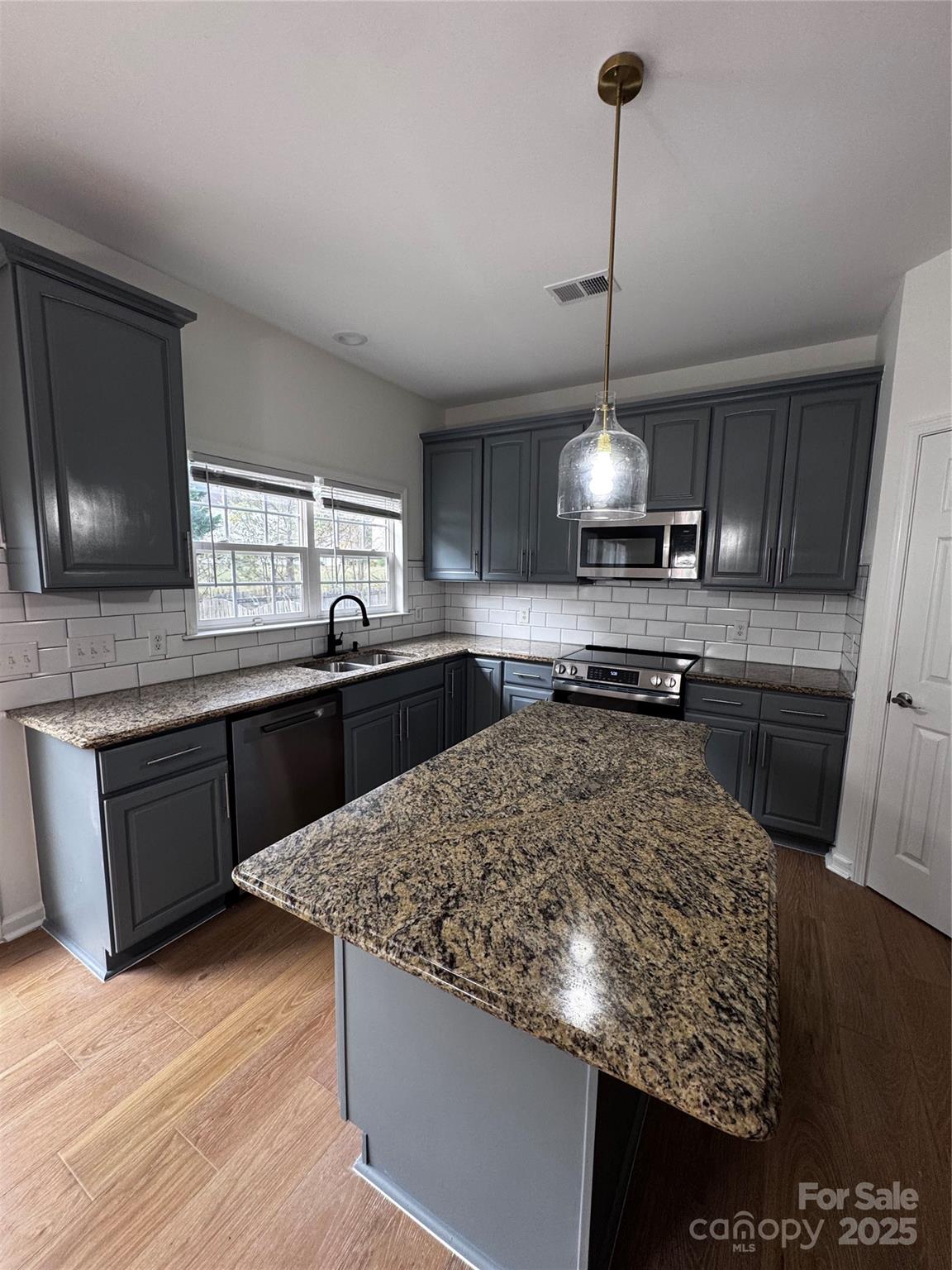 Reavencrest - Residential