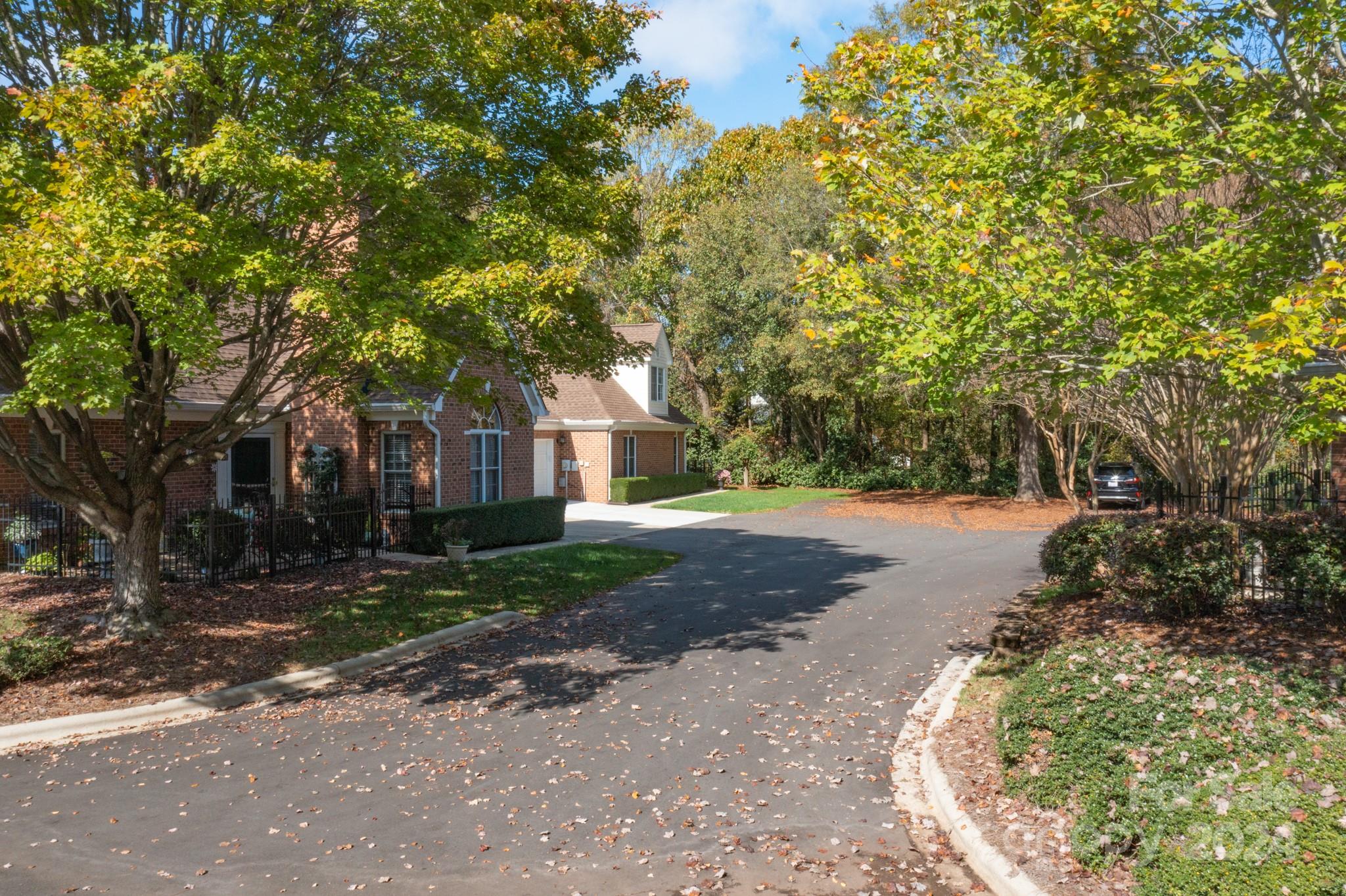 Greenhurst at Piper Glen - Residential