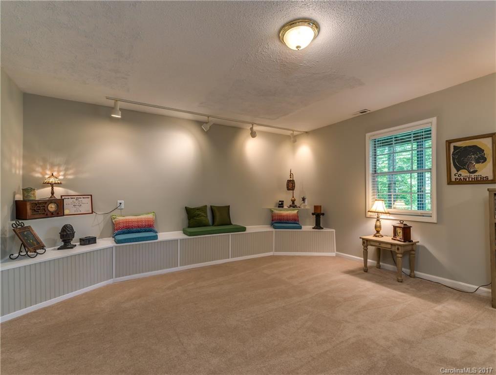 Hunters Glen - Residential