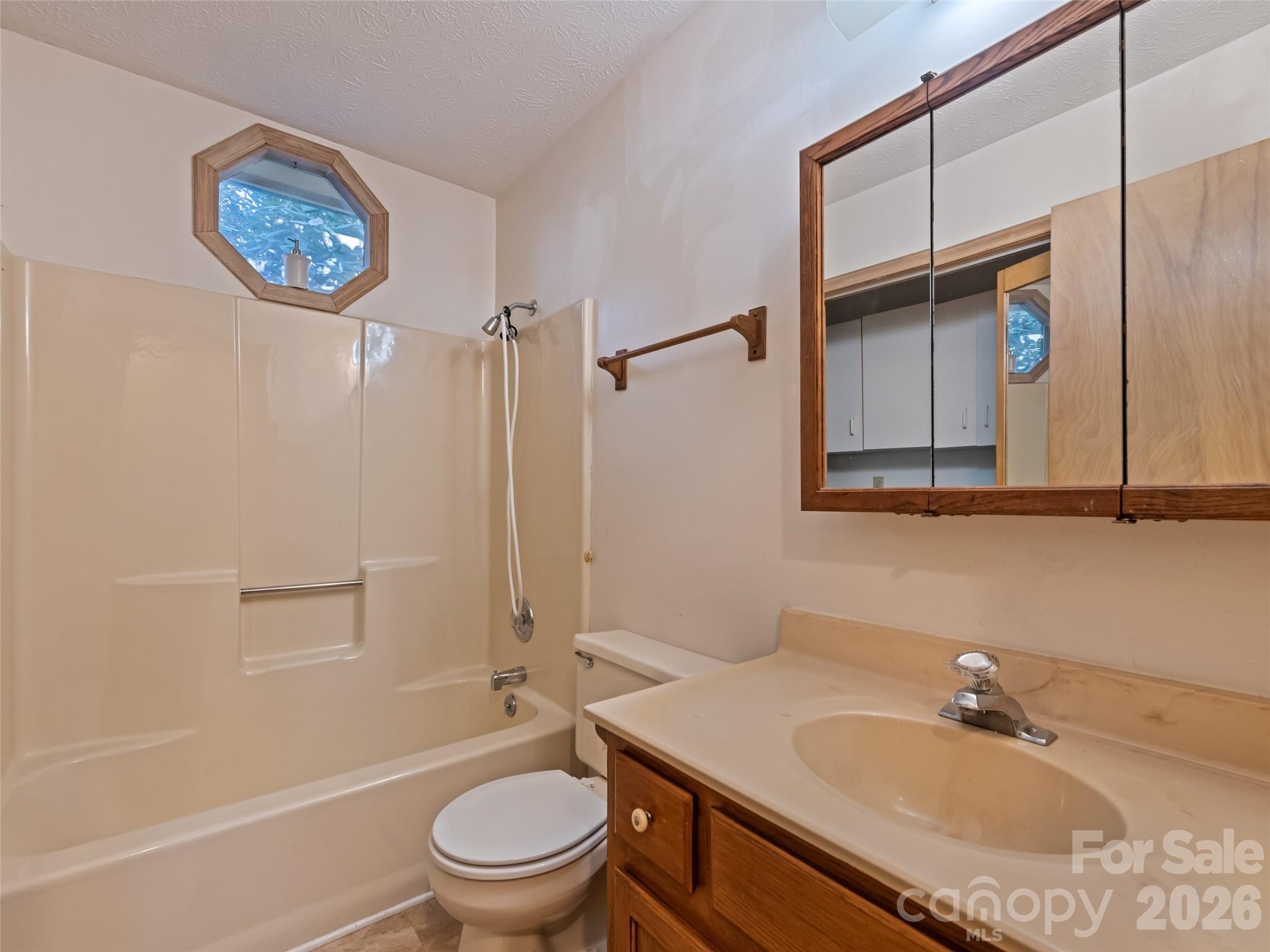 Howard Carl - Residential