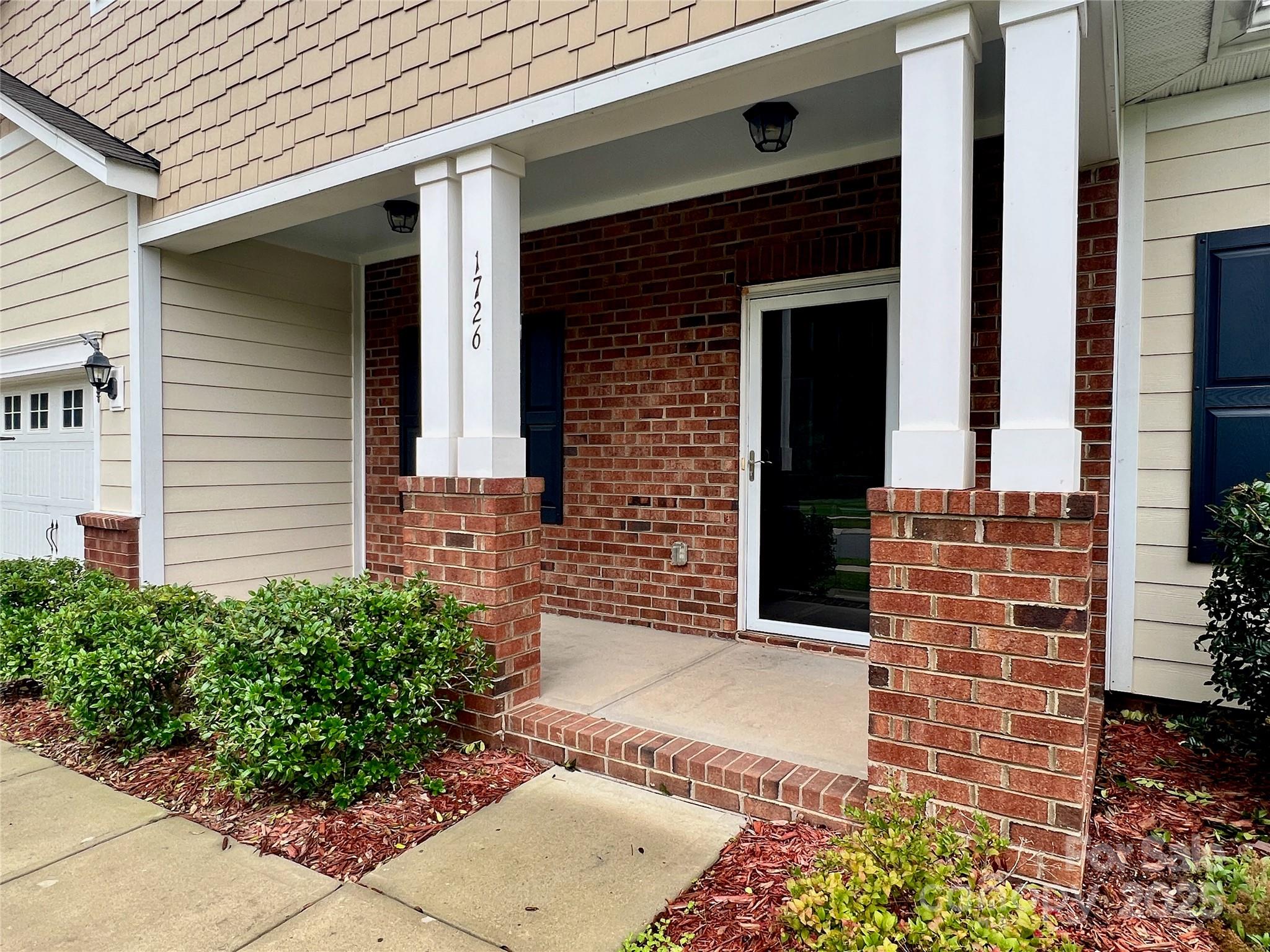 1726 Still River Way