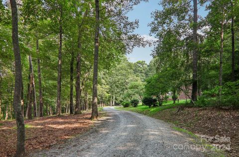 A home in Hendersonville