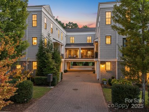 1708 Lombardy Circle C Charlotte NC 28203