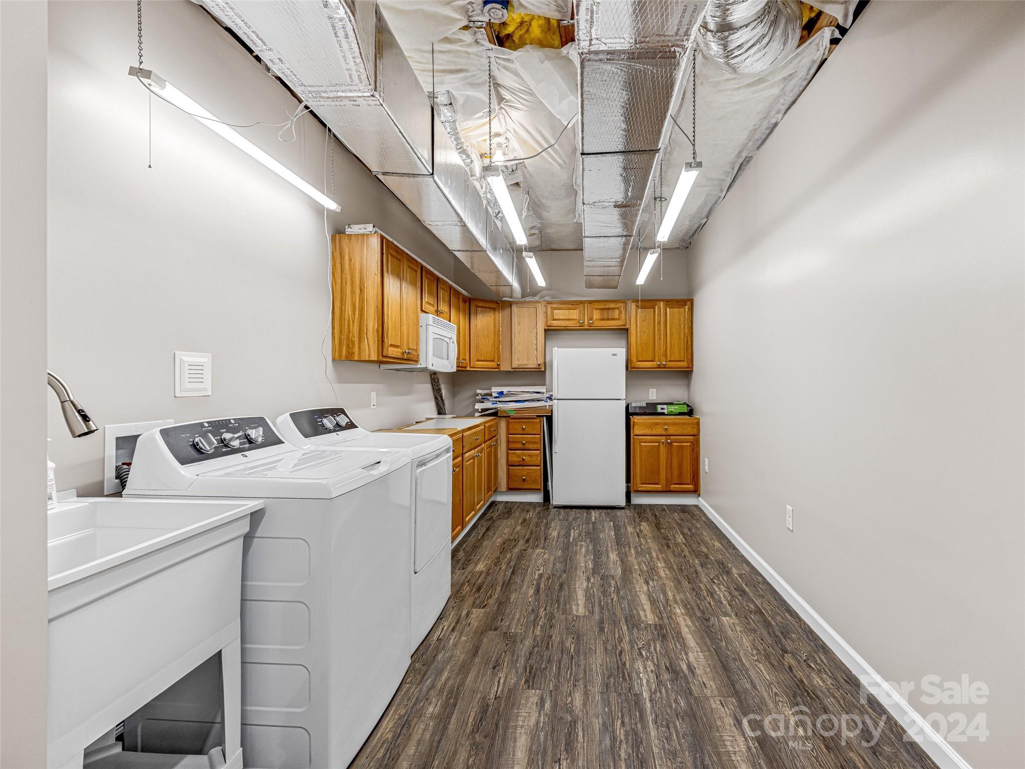 Cummings Cove - Residential