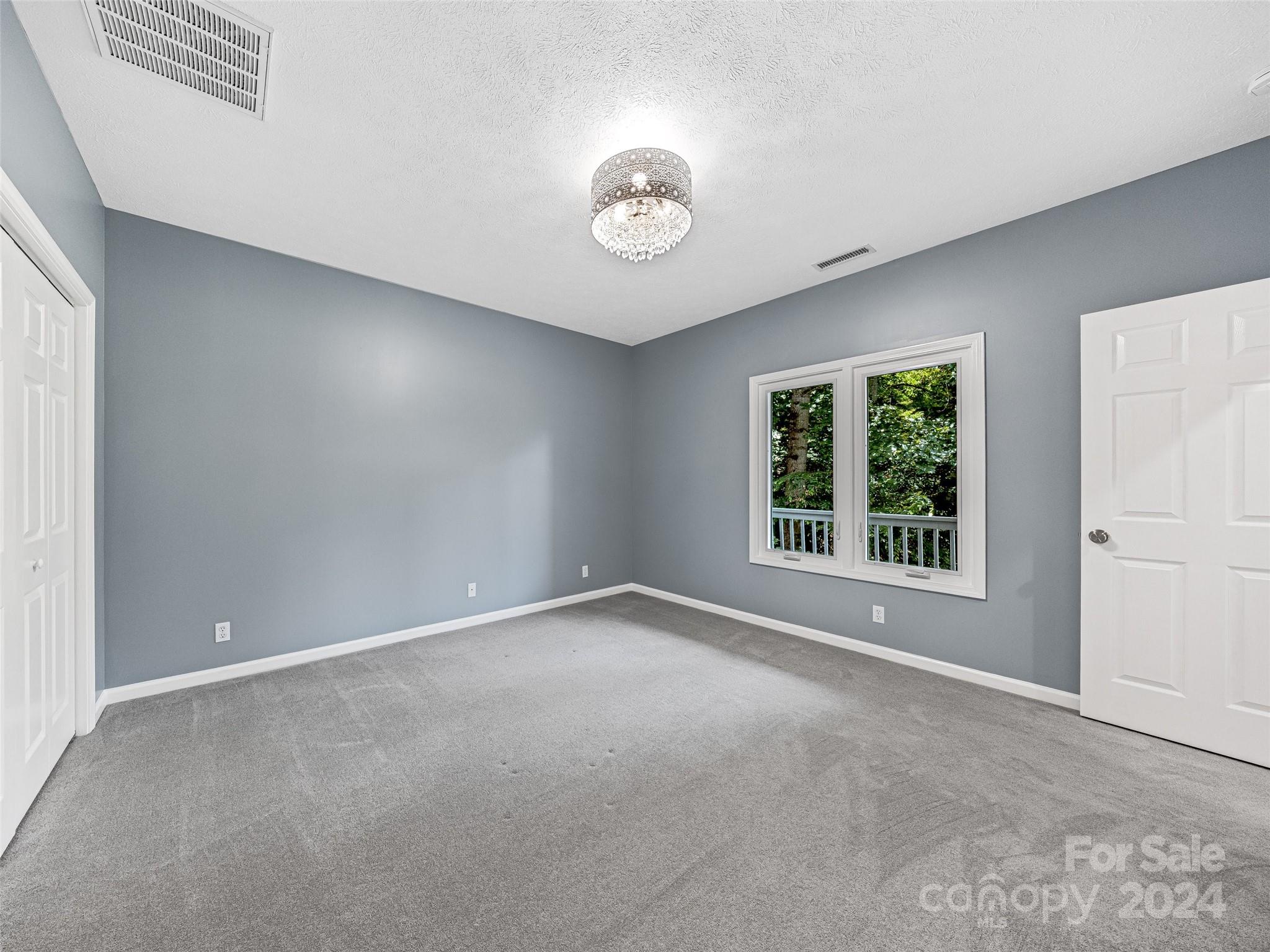 Cummings Cove - Residential