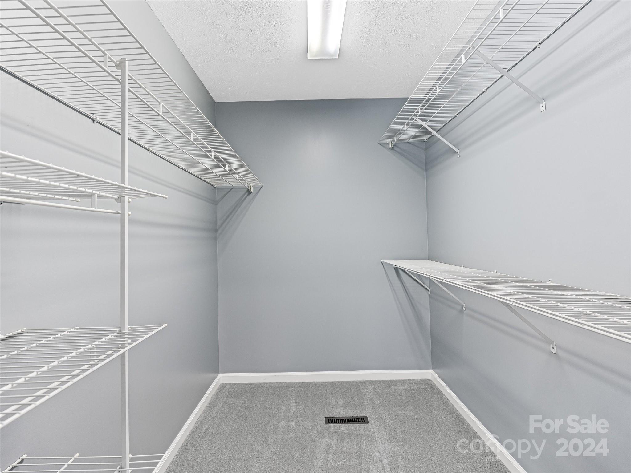 Cummings Cove - Residential