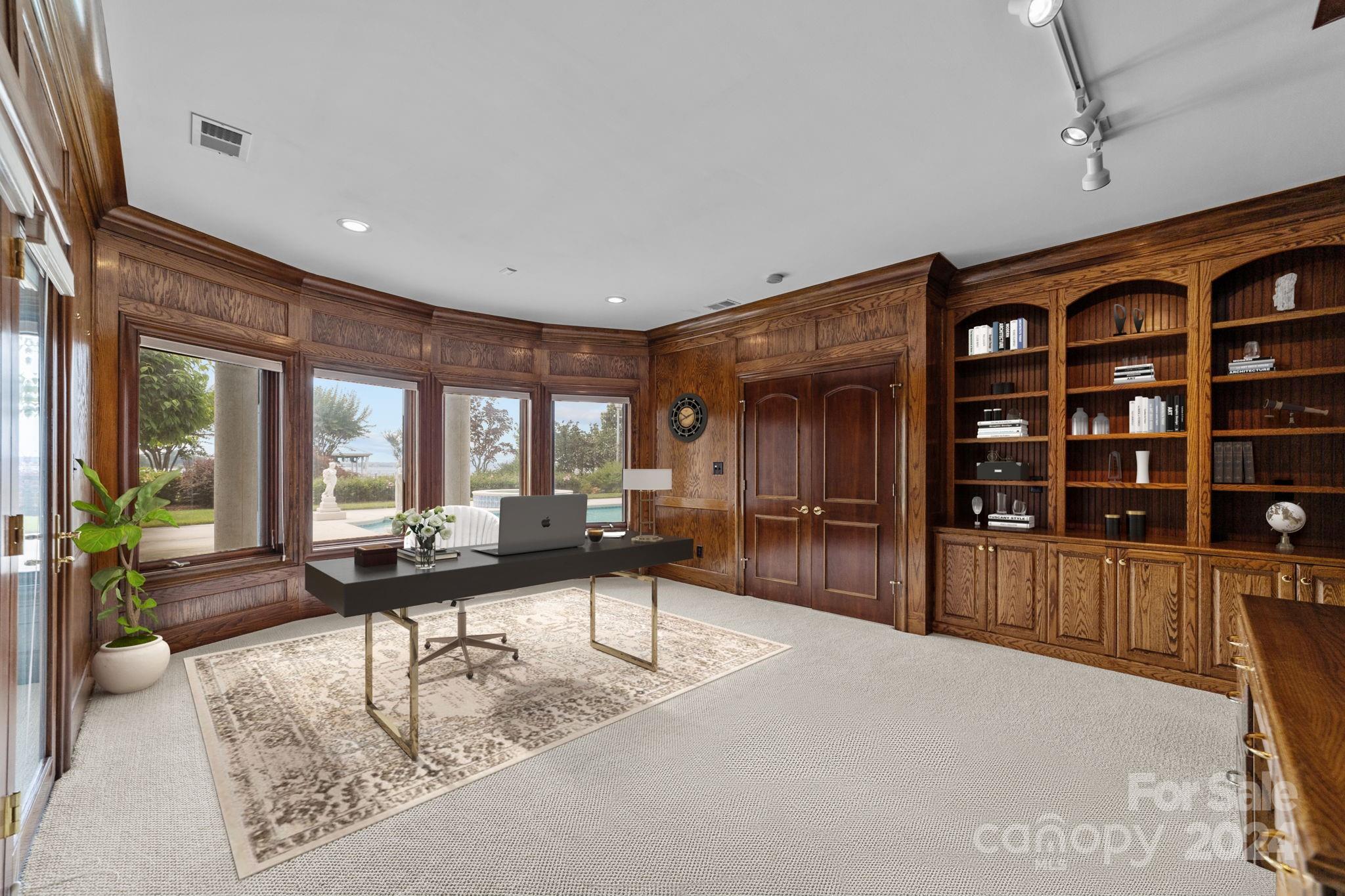 The Peninsula - Residential