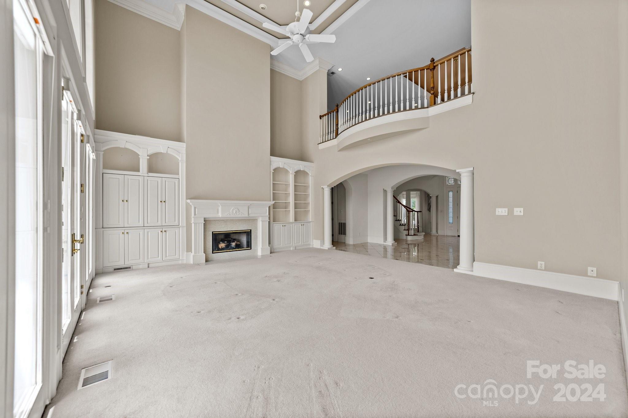 The Peninsula - Residential