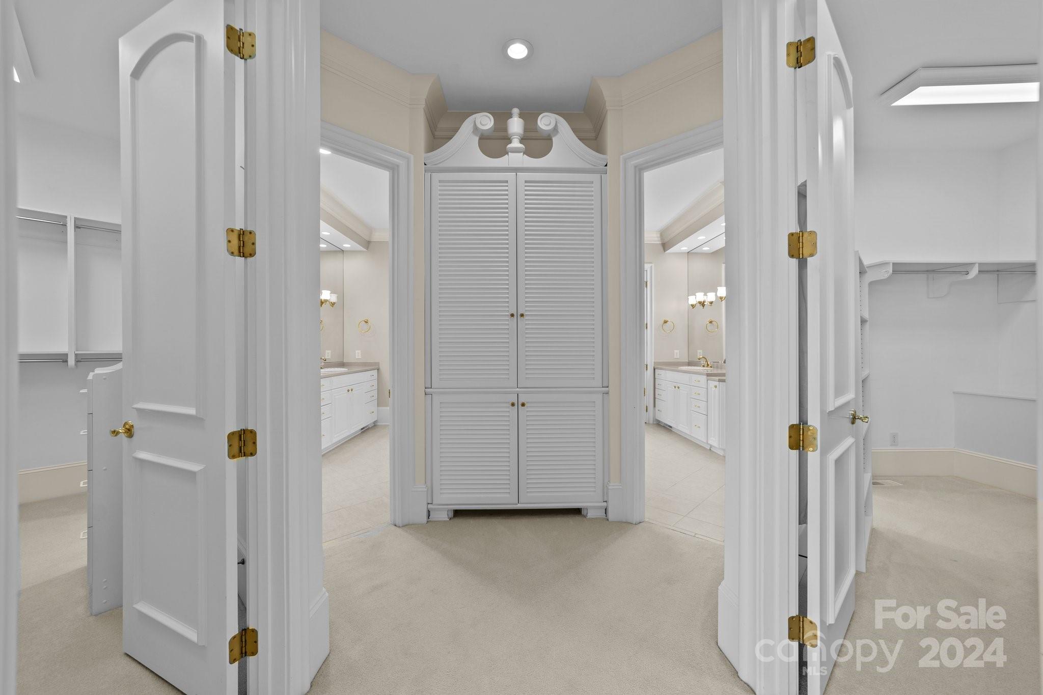 The Peninsula - Residential