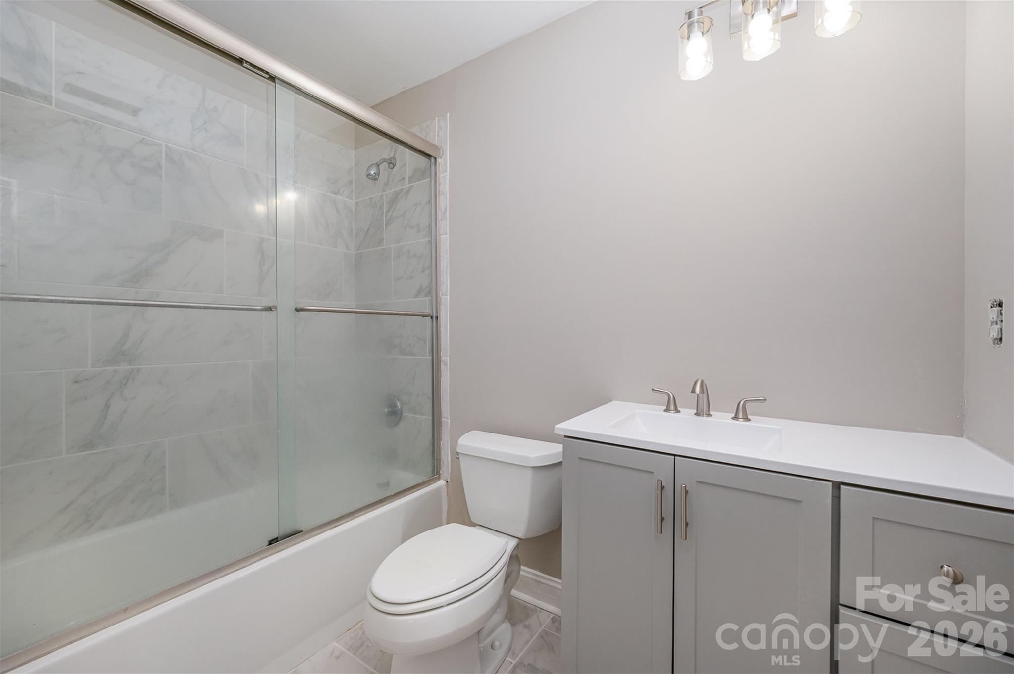 Lauren Woods - Residential