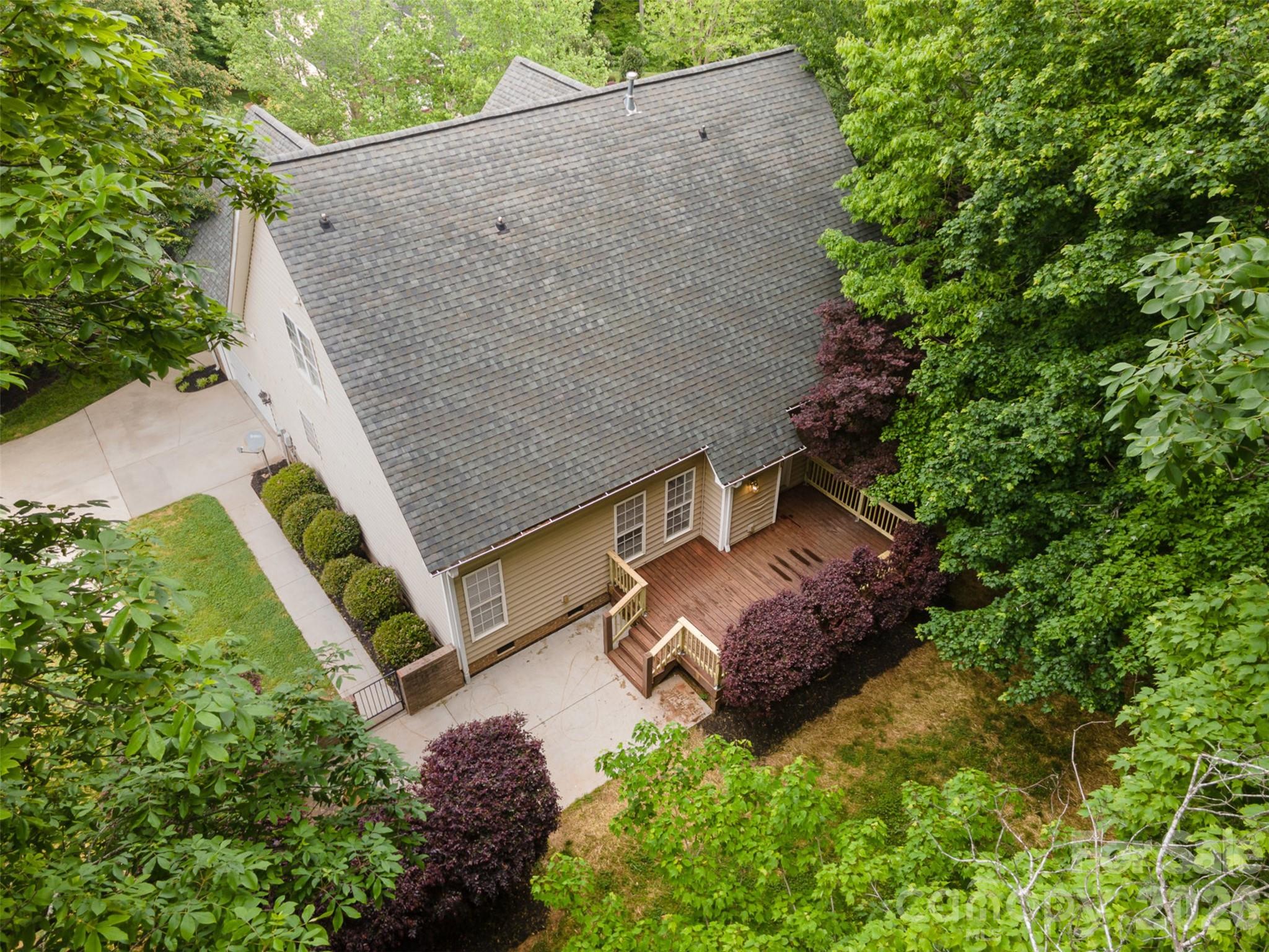 Lauren Woods - Residential