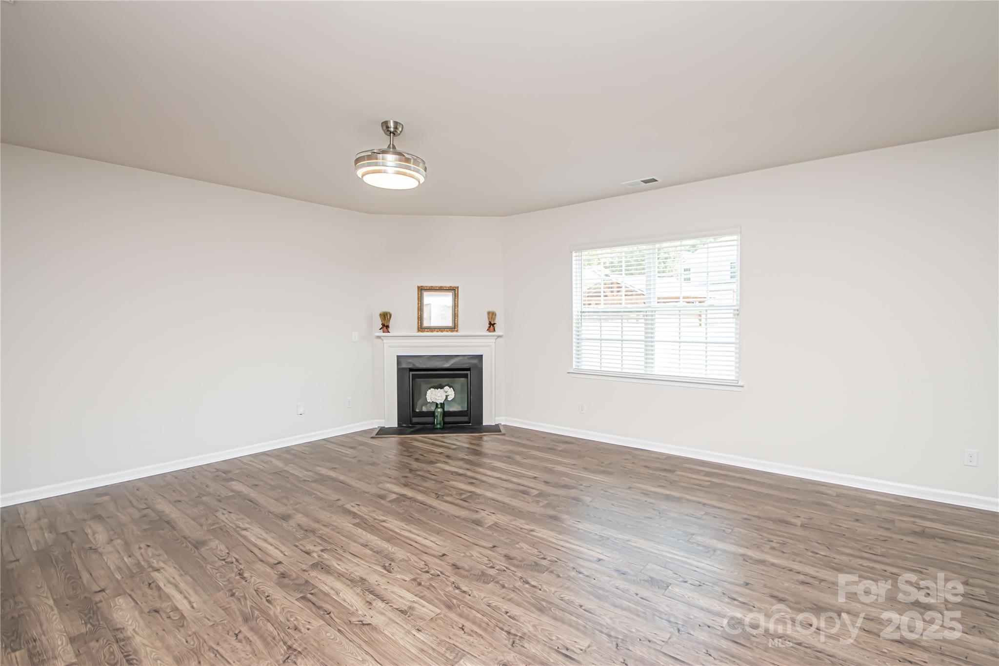 Sutton Farms - Residential